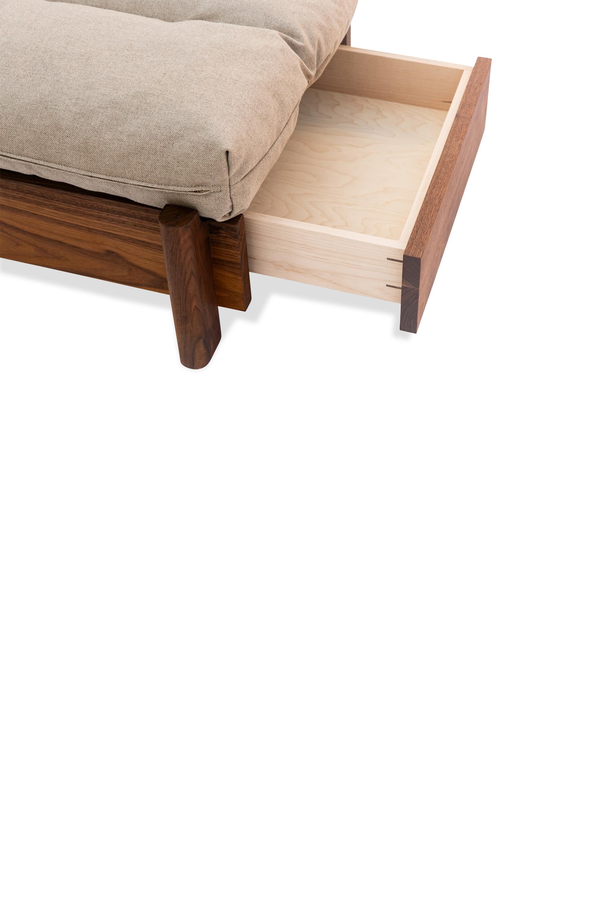 American EARL LAPILO Dog Bed For Sale