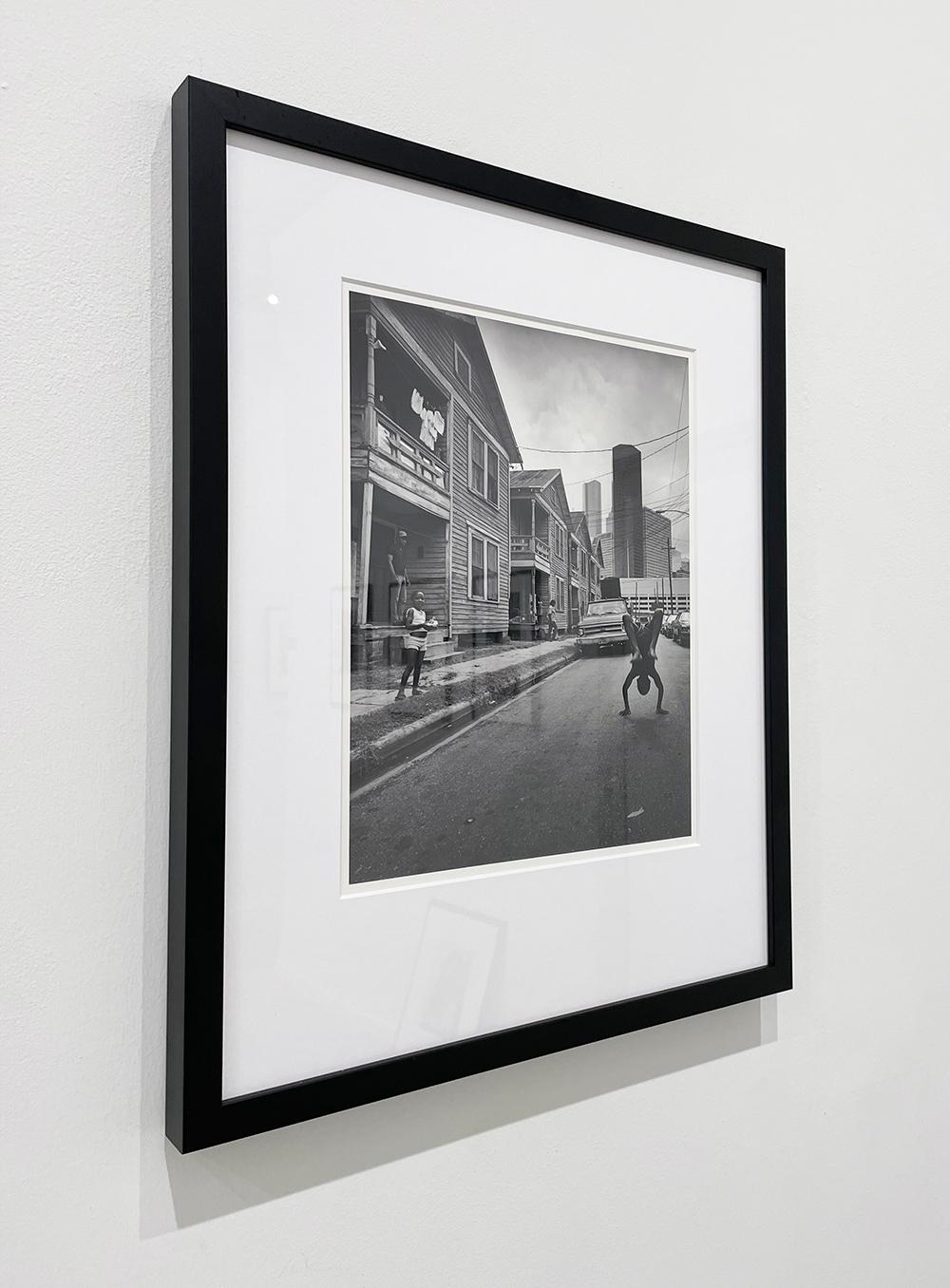 Flipping Boy, 4th Ward, Houston, TX por Earlie Hudnall Jr., 1983 en venta 7