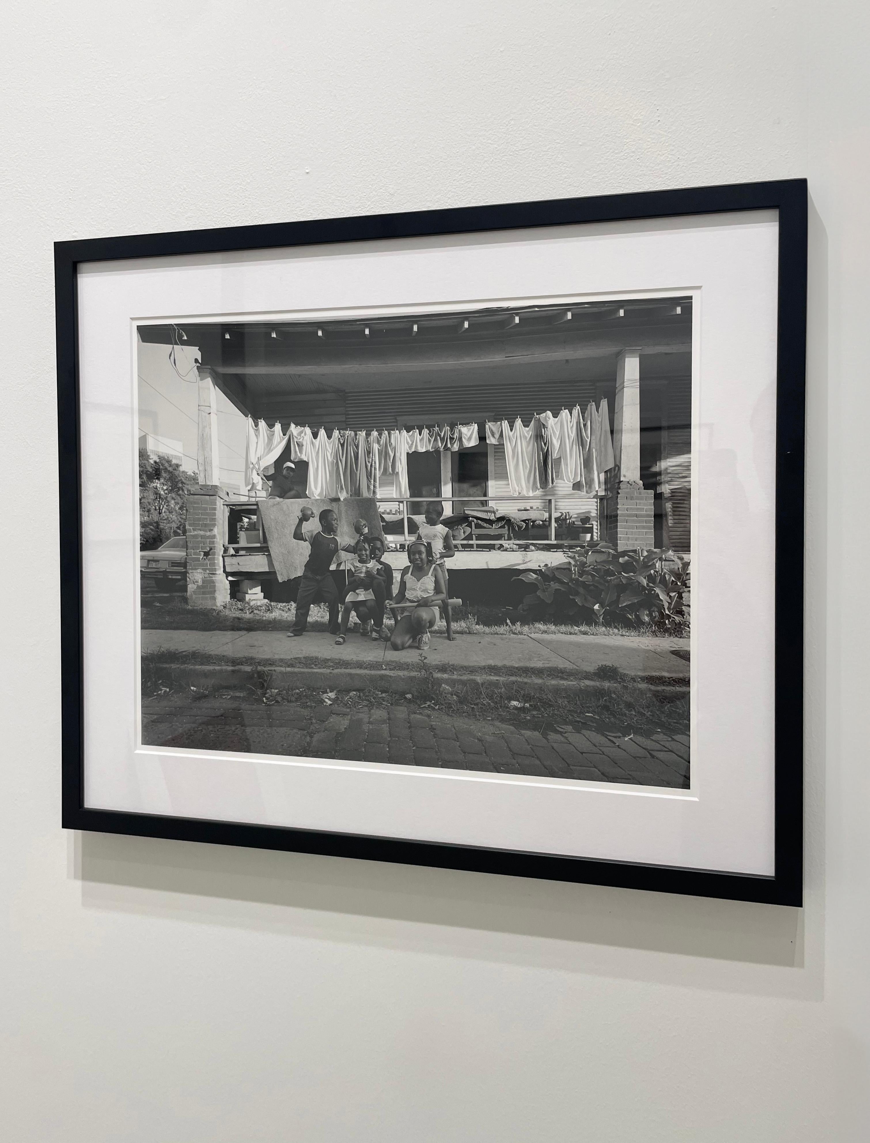 Street Champion, 4th Ward - Fotografia in bianco e nero, Artista nero, Documentario in vendita 3