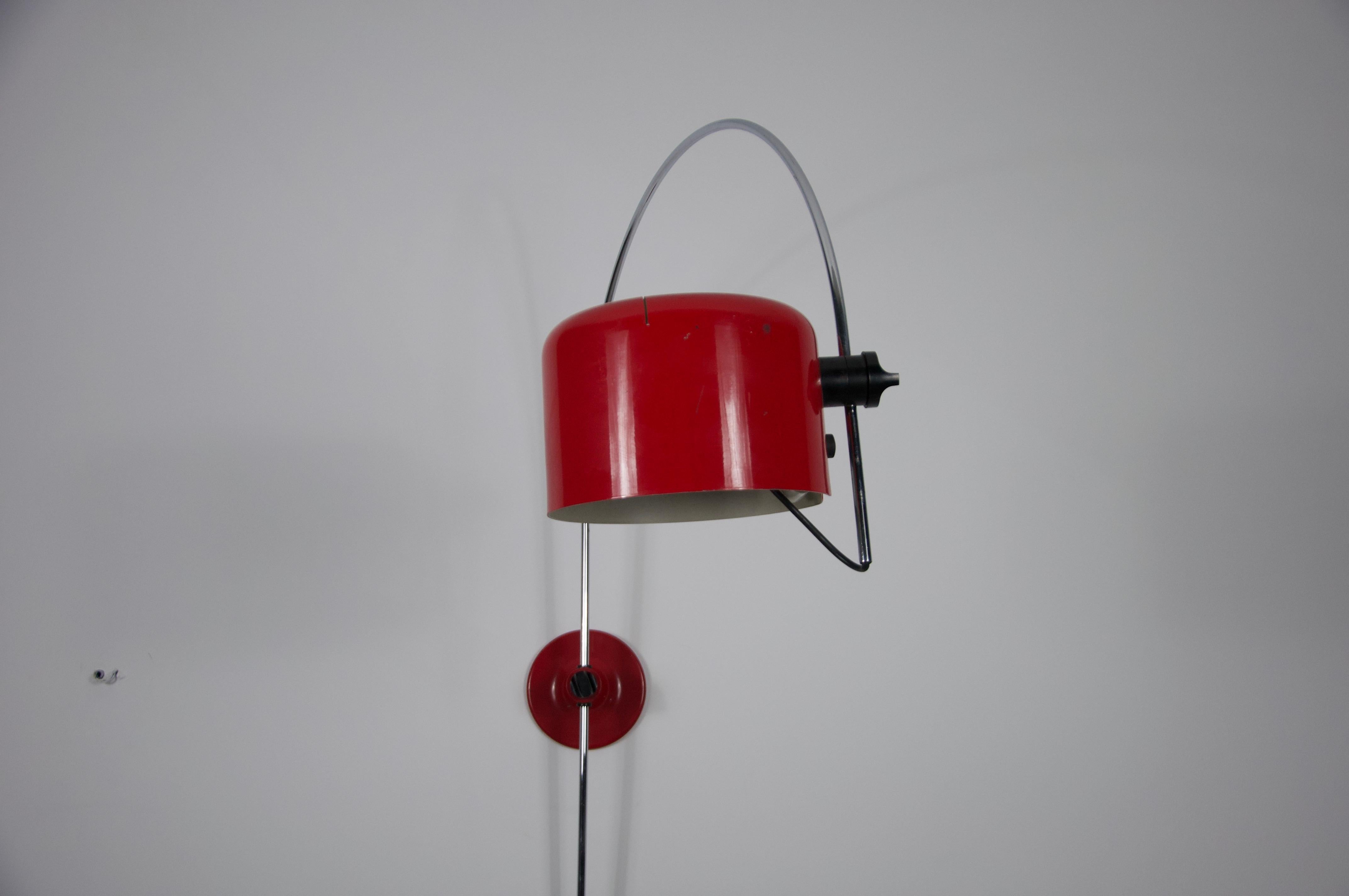 Italian Early 1158 Coupe Wall Lamp by Joe Colombo For Oluce, 1960s For Sale