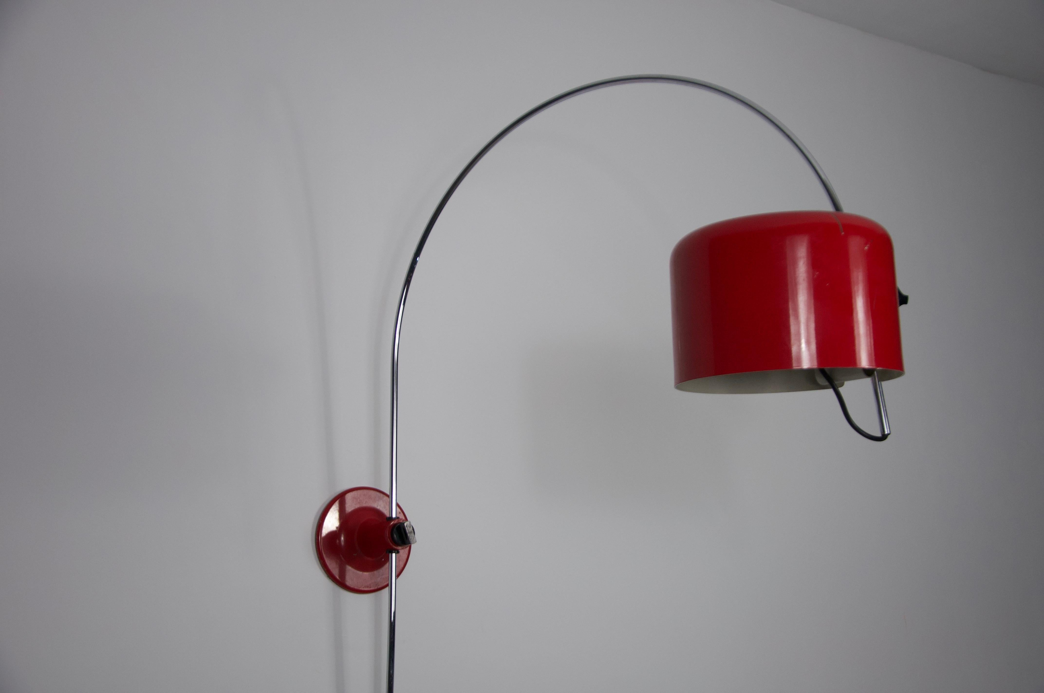 Metal Early 1158 Coupe Wall Lamp by Joe Colombo For Oluce, 1960s For Sale