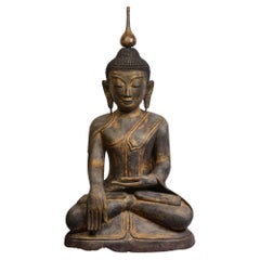 Antiker großer burmesischer sitzender Buddha aus Holz, frühes 16. Jahrhundert, früher Shan