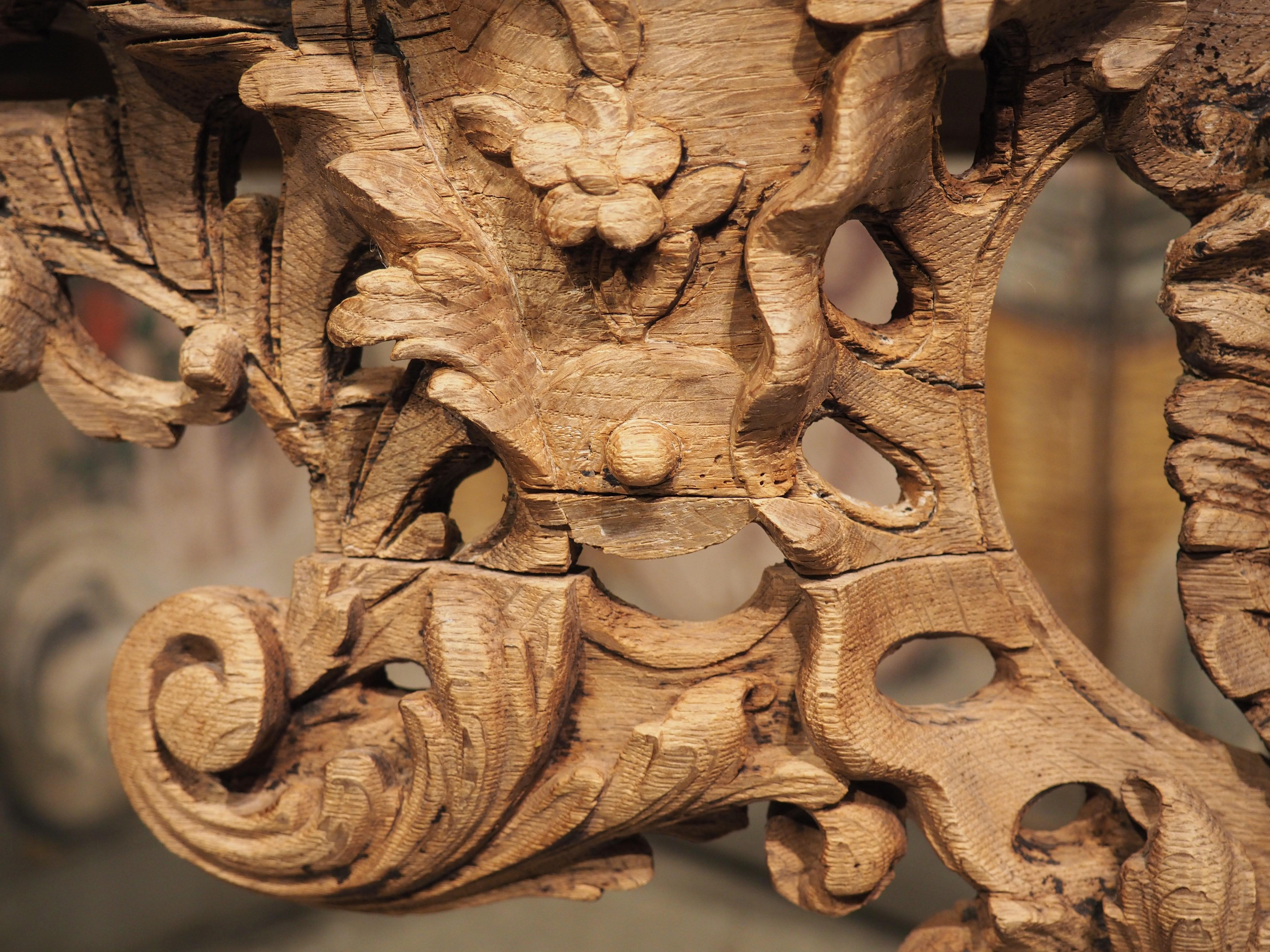 Early 1700s, Parisian Console Table in Carved Oak and Flanders Rouge Marble 1