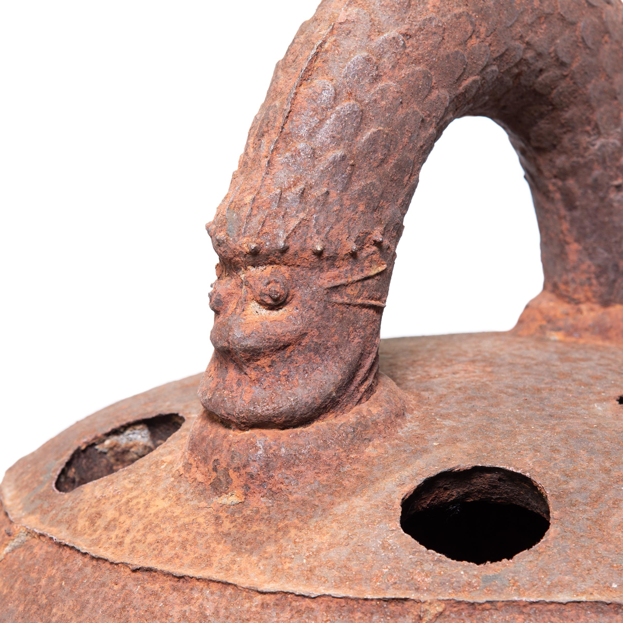 17th Century Chinese Ming Iron Bell with Dragon Handle, c. 1600 For Sale