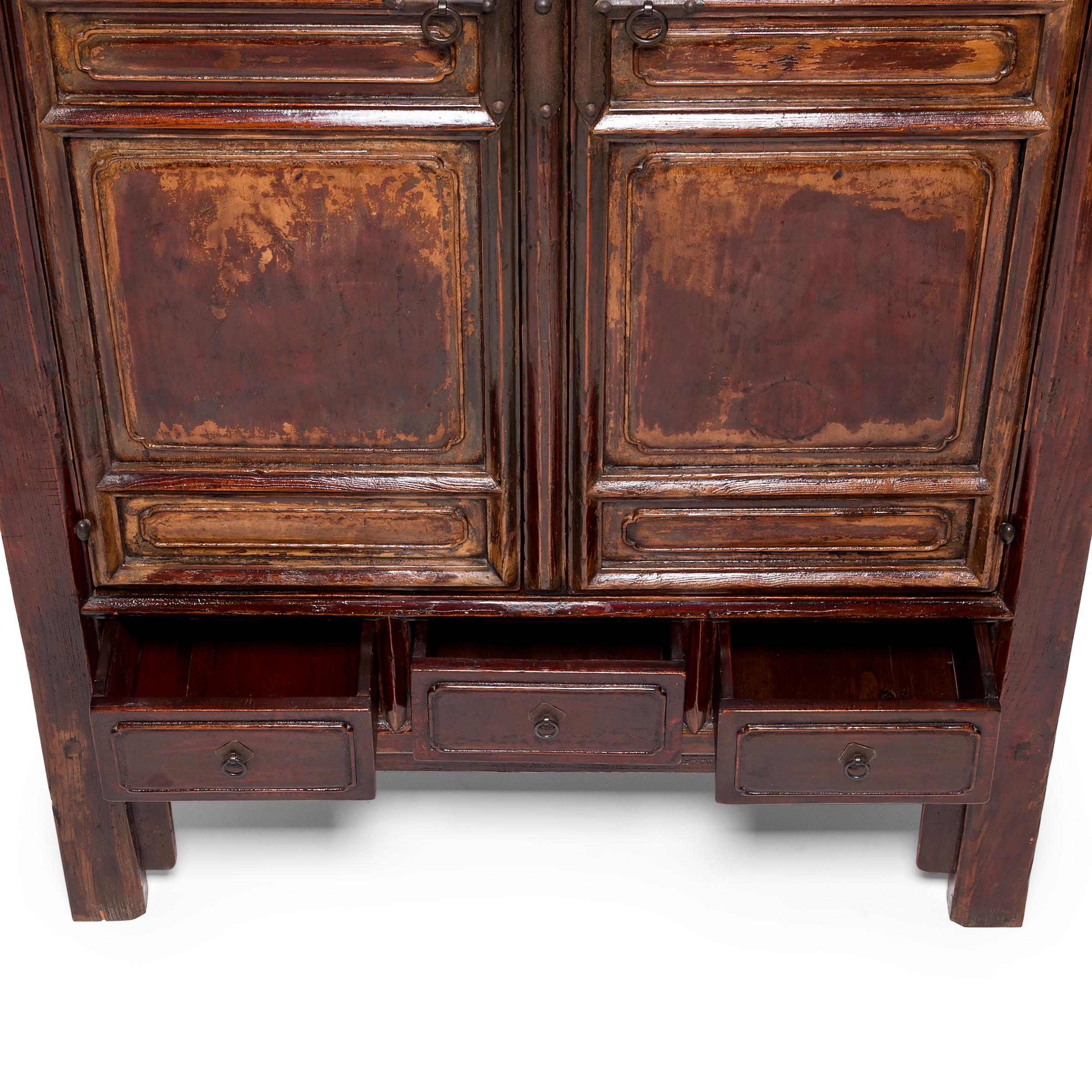Chinese Paneled Storage Cabinet, c. 1650 In Good Condition For Sale In Chicago, IL