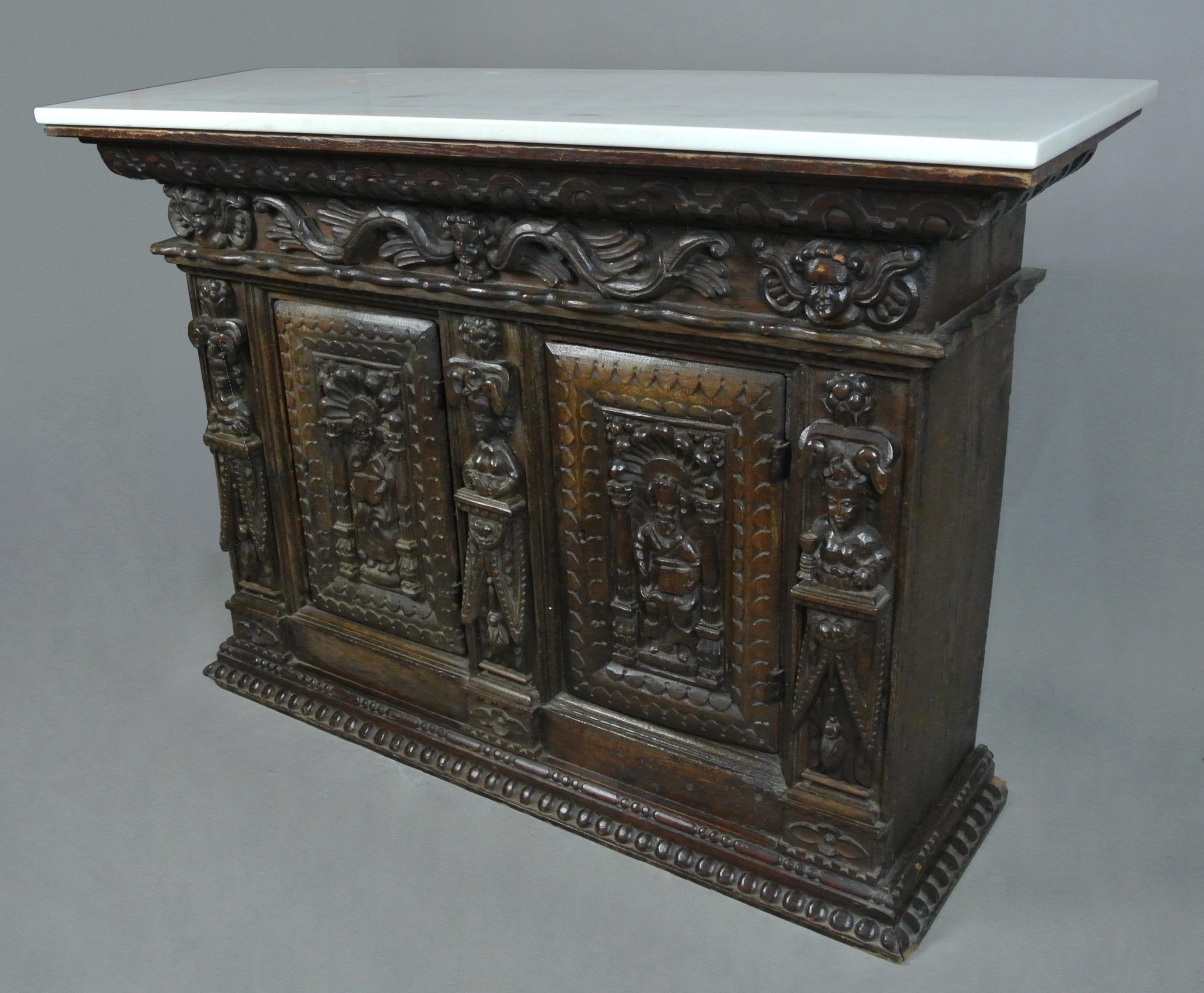 Early 17th Century Figural Carved Oak Livery Cupboard c. 1620 For Sale 4