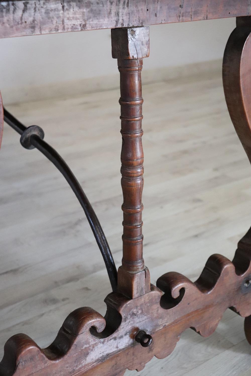 Early 17th Century Italian Cherry Wood Antique Fratino Table with Lyre Legs 3