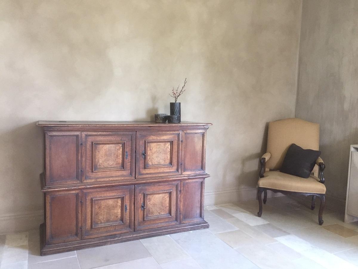 Early 17th Century Italian Cupboard 8