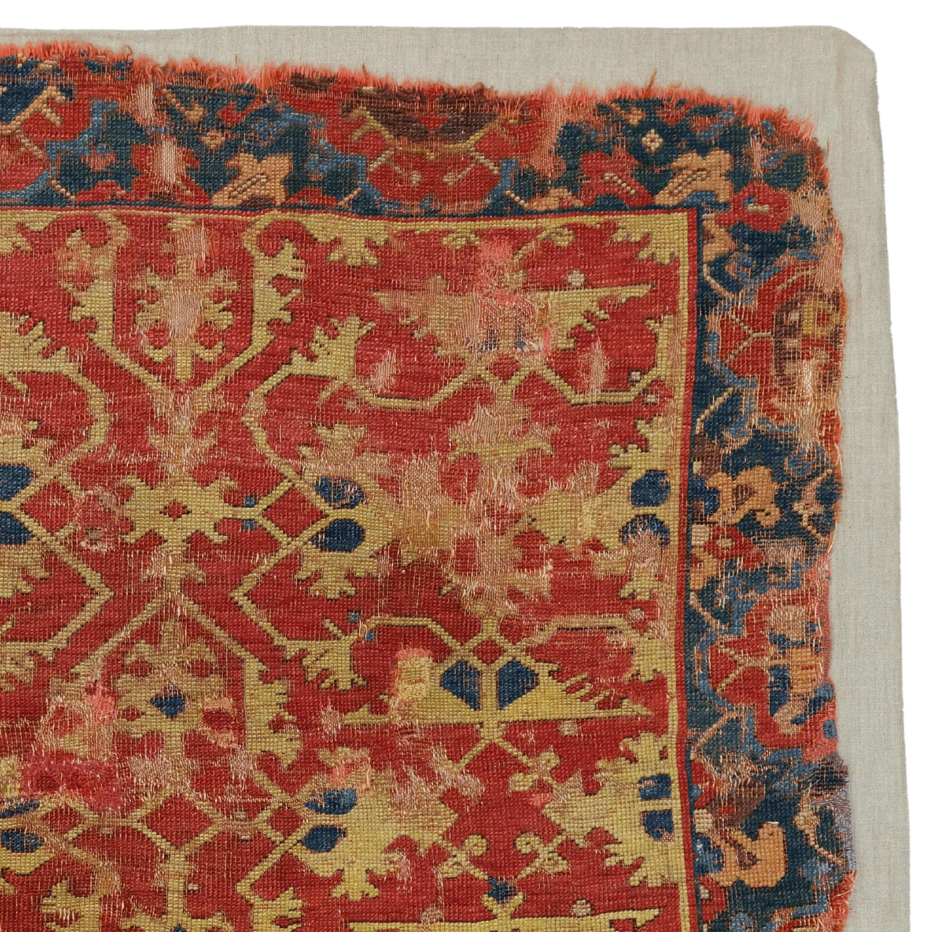 Lotto-Teppichfragment aus dem frühen 17. Jahrhundert - Antikes Fragment, Antiker Teppich im Zustand „Relativ gut“ im Angebot in Sultanahmet, 34