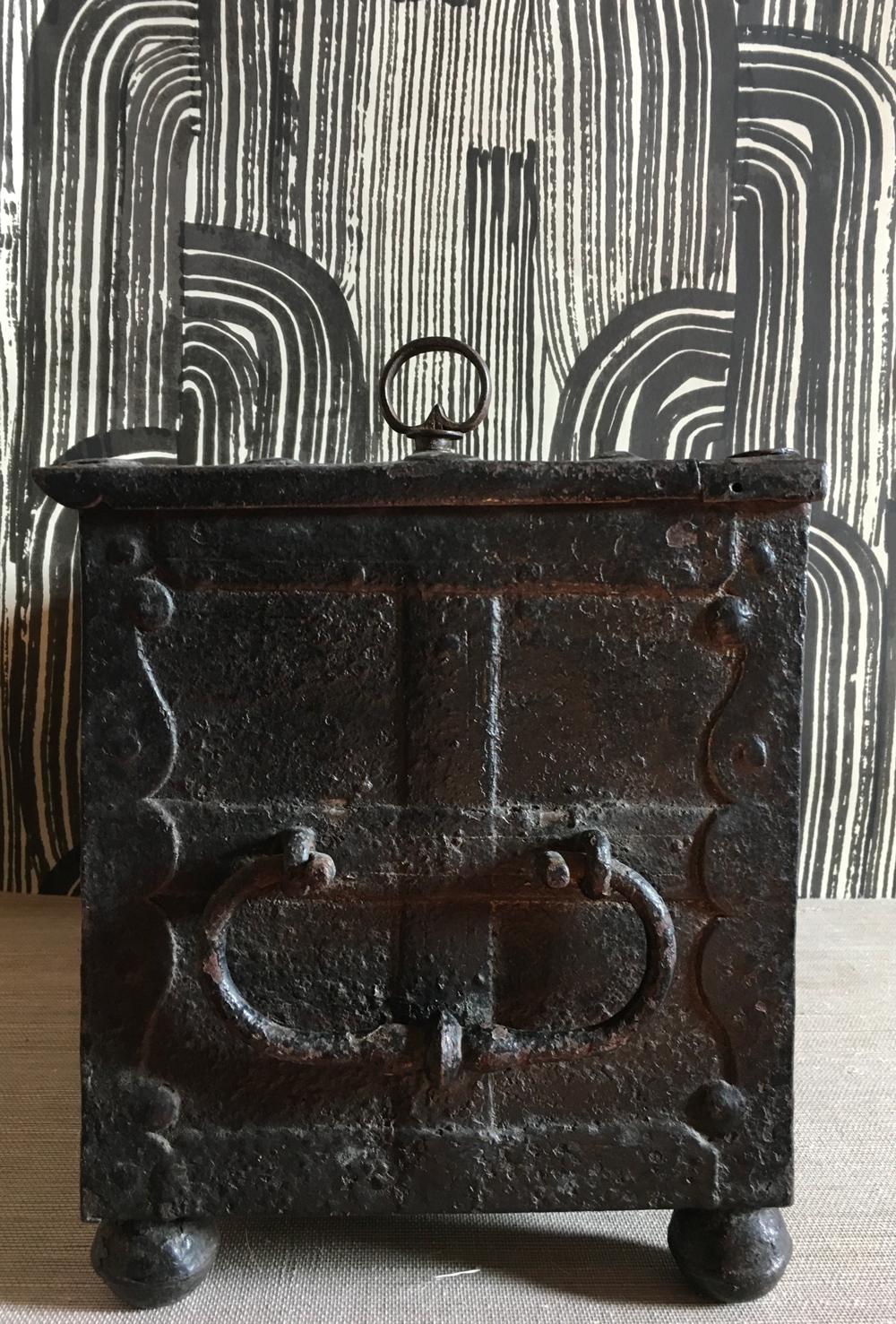 Early 17th Century Medieval Handcrafted Black Iron German Coffer For Sale 2