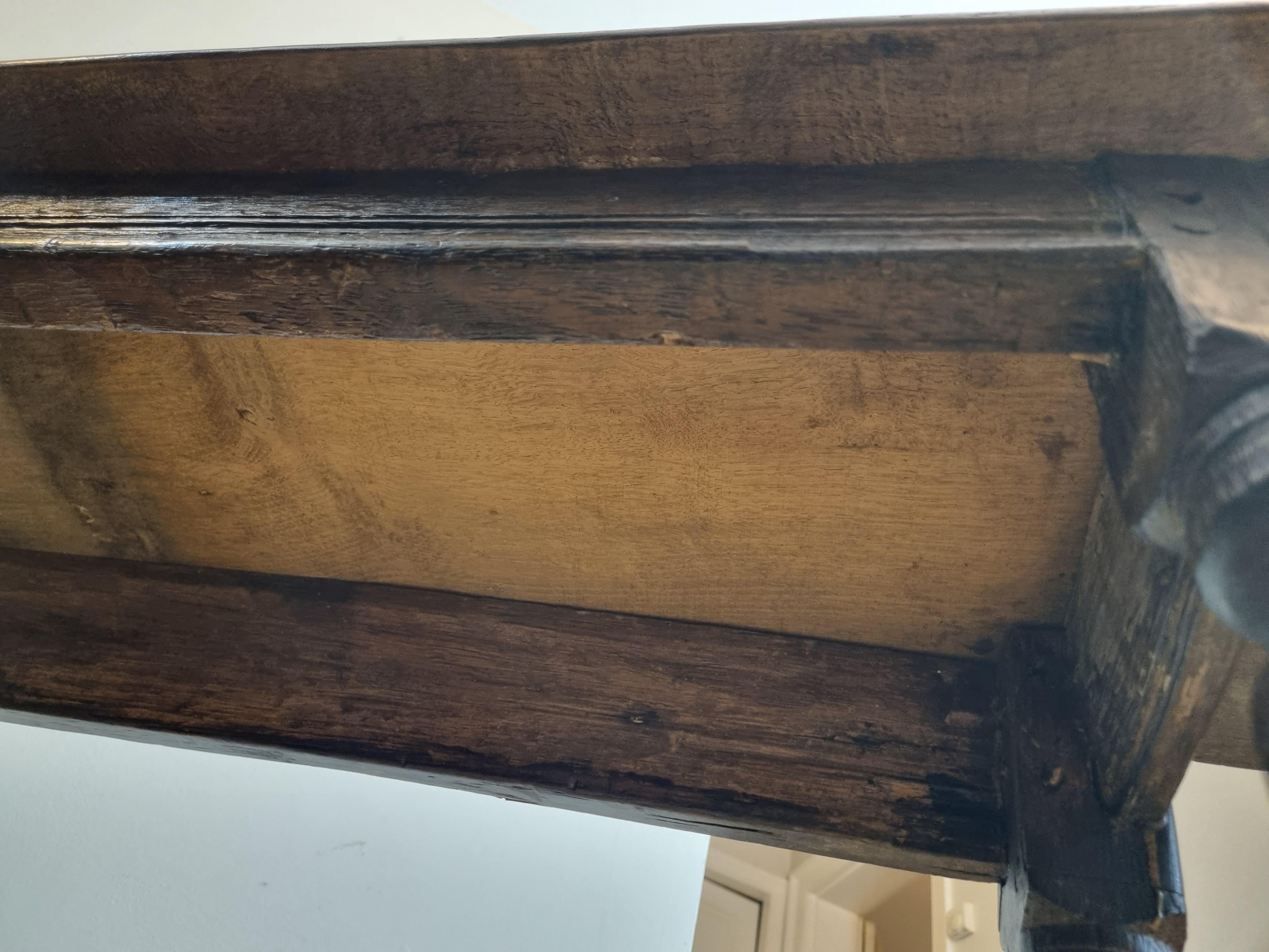 Banc en Oak du début du 17ème siècle 1630 - 1640 en vente 4