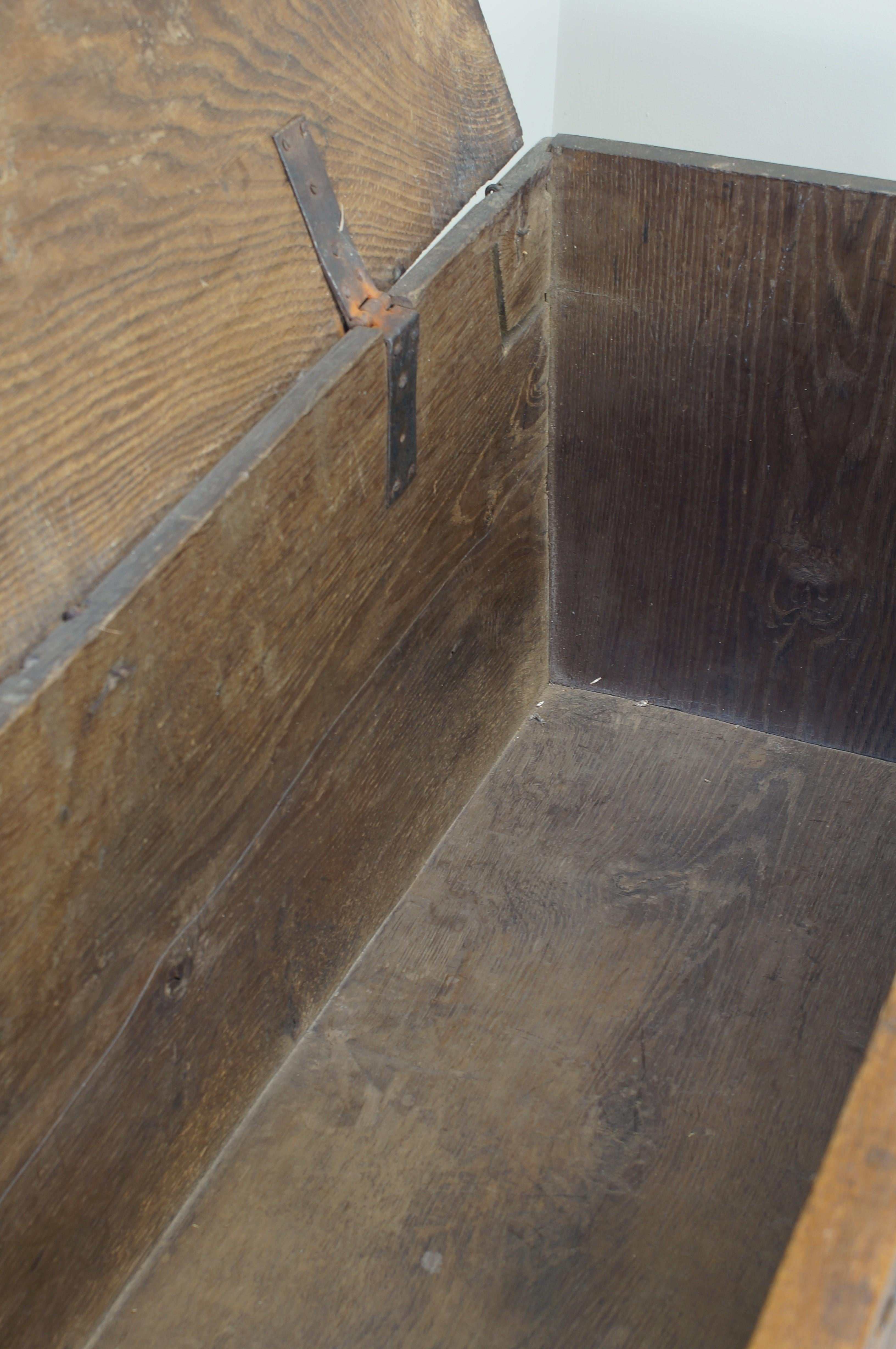 Hand-Carved Early 17th Century Oak Coffer For Sale