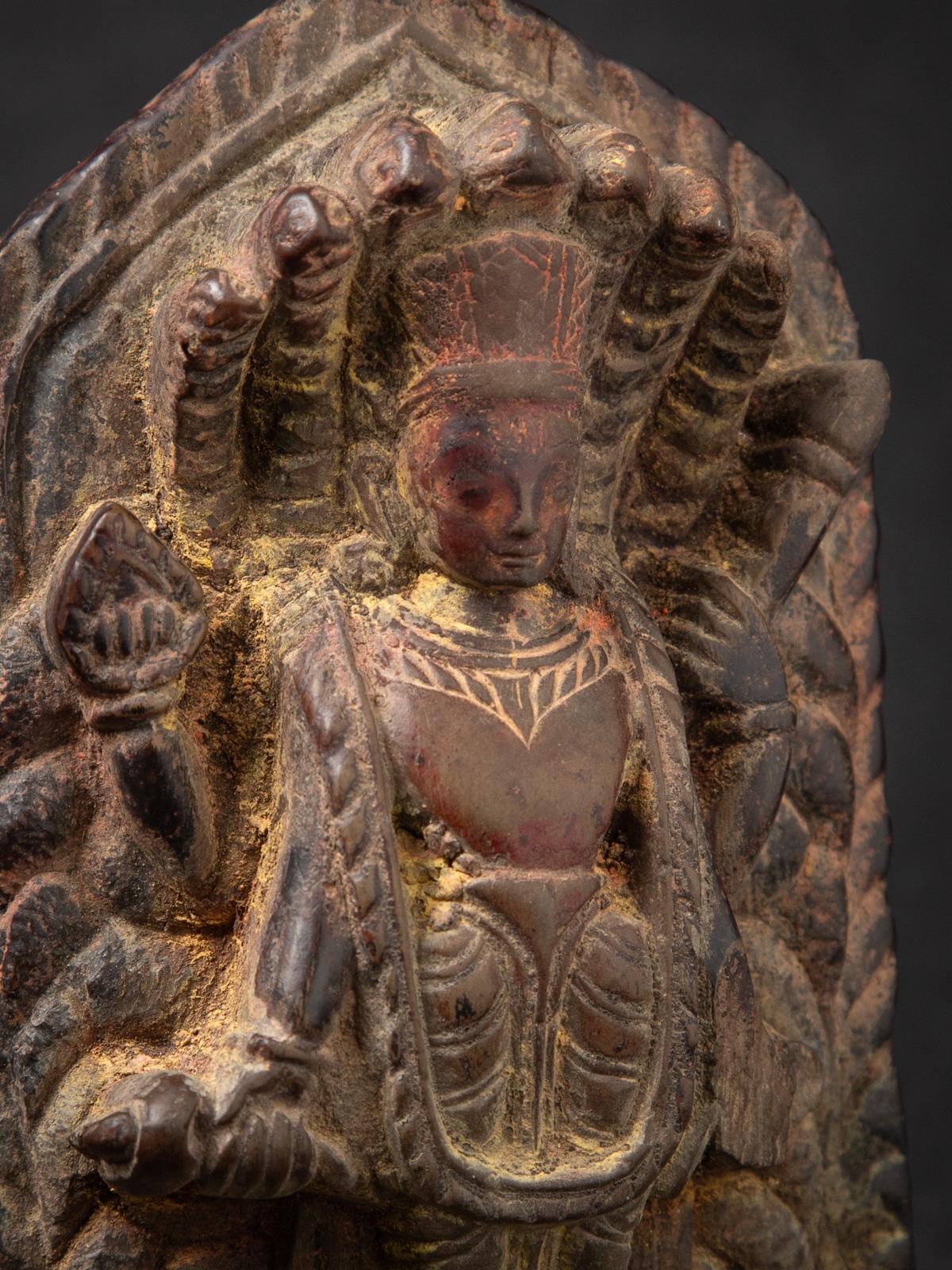 Early 17th Century Special antique stone Vishnu statue from Nepal For Sale 14