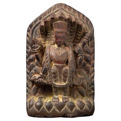 Statua di Vishnu antica e speciale del Nepal dell'inizio del XVII secolo