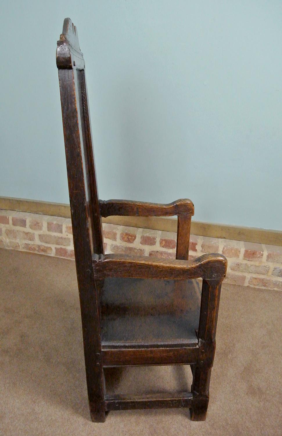 Early 17th Century Wainscot Oak Great Chair, c. 1620 1