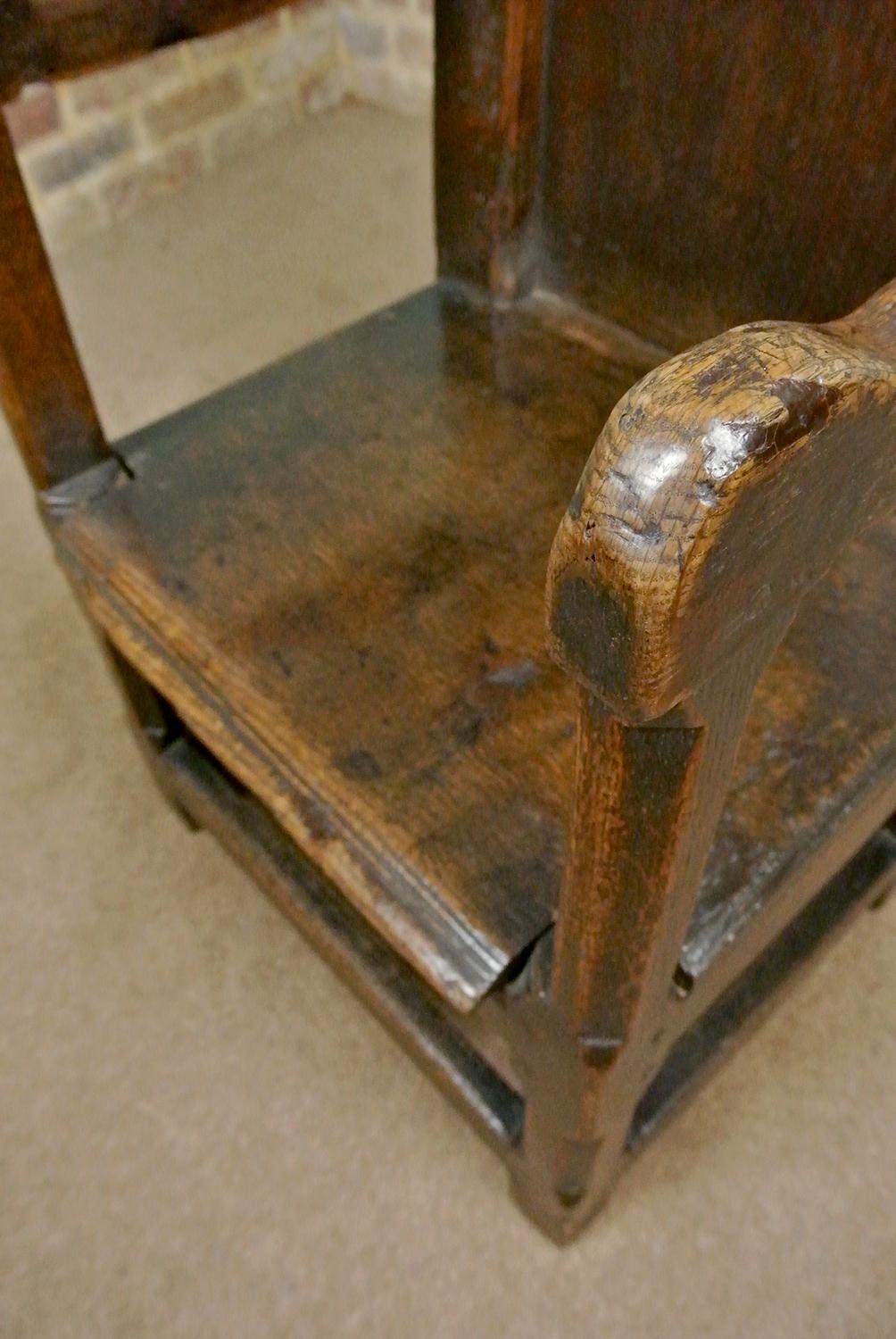 Early 17th Century Wainscot Oak Great Chair, c. 1620 3