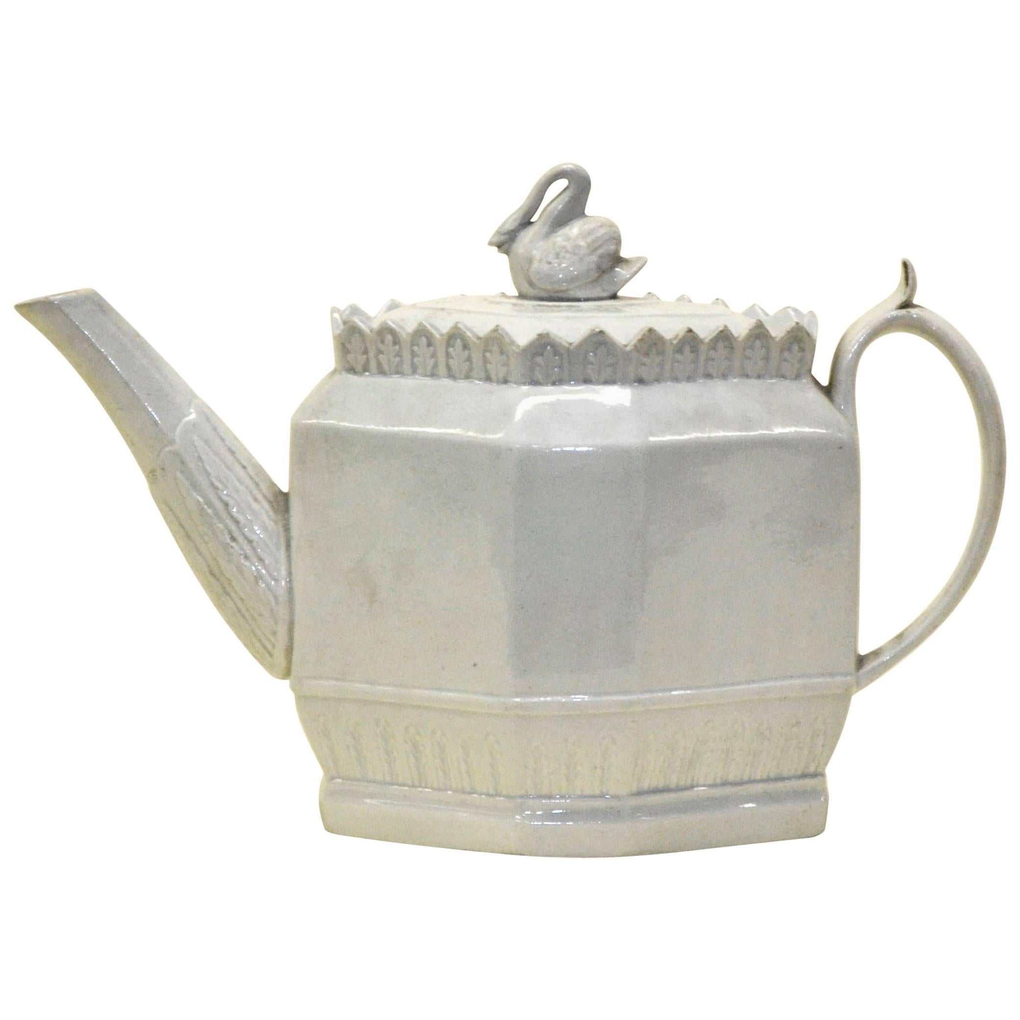Early 1800 English Octagonal Lead-Glazed Earthenware Teapot with Swan Finial For Sale