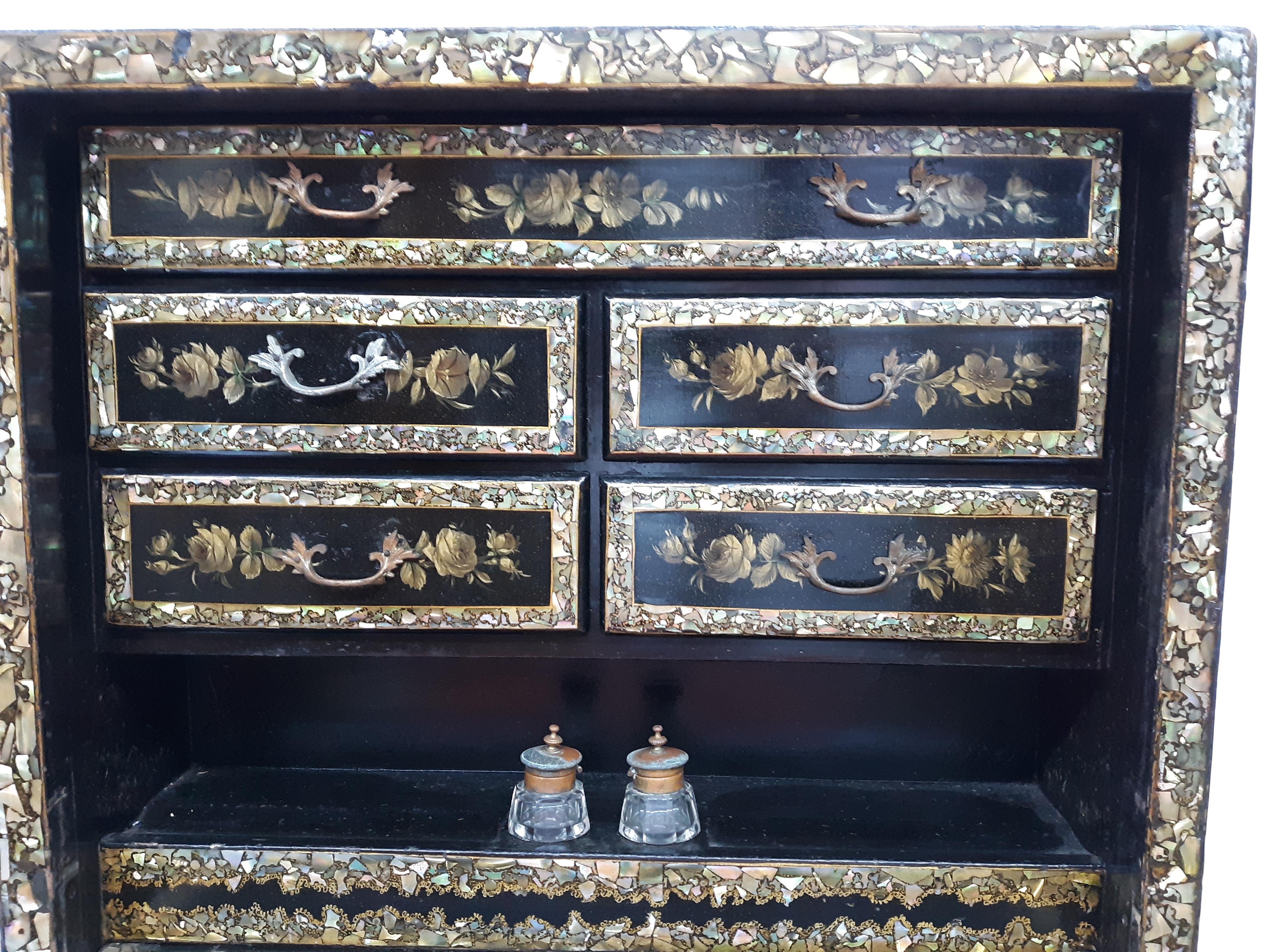 Early 1800 Ladies Perfume, Makeup and Jewelry Table with Inlaid Mother of Pearl For Sale 3
