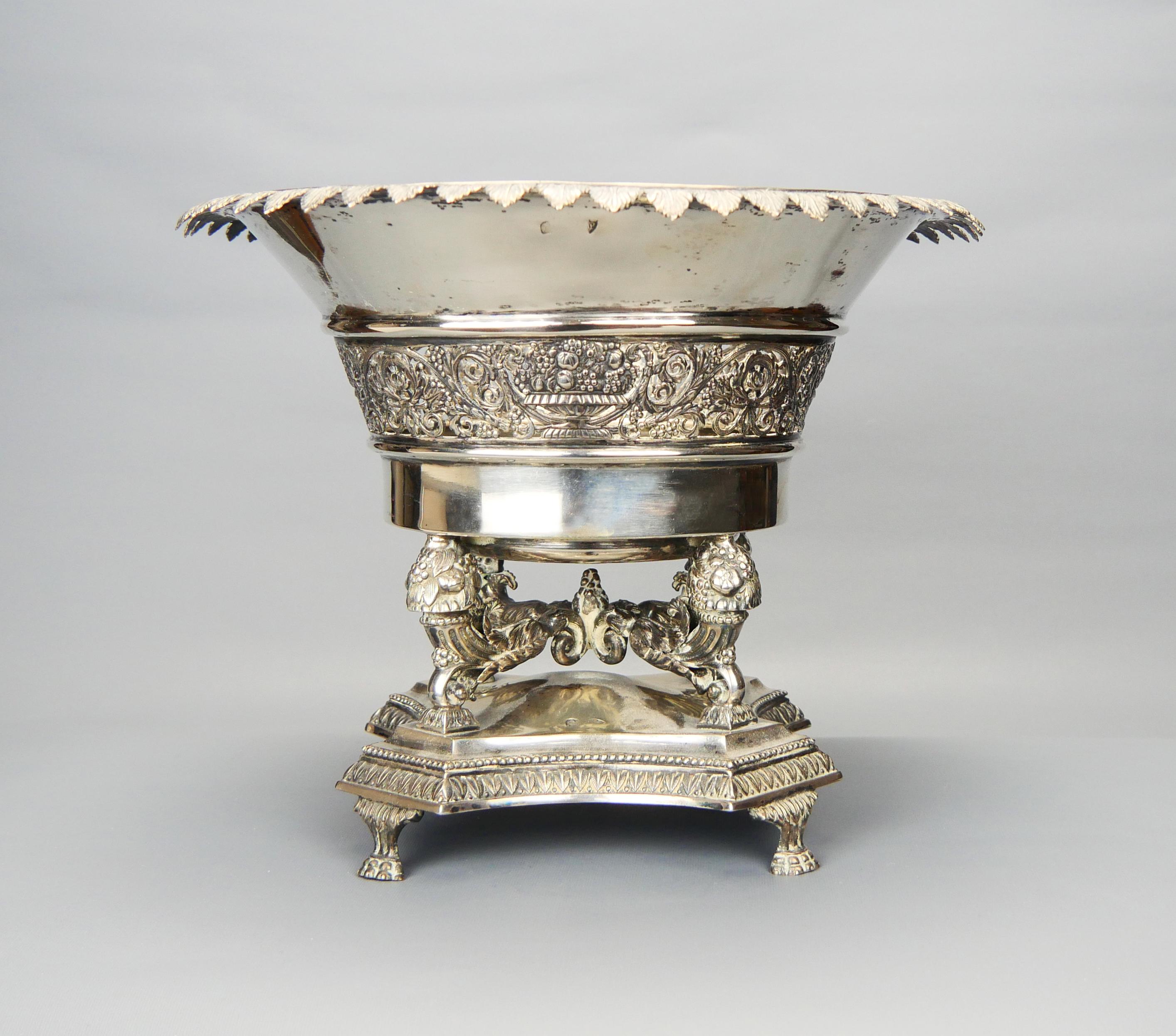 da uomo o donna Centrotavola dell'Impero austriaco dell'inizio del 1800 solido 13 loth / 813 Silver / 1kg 40gr in vendita