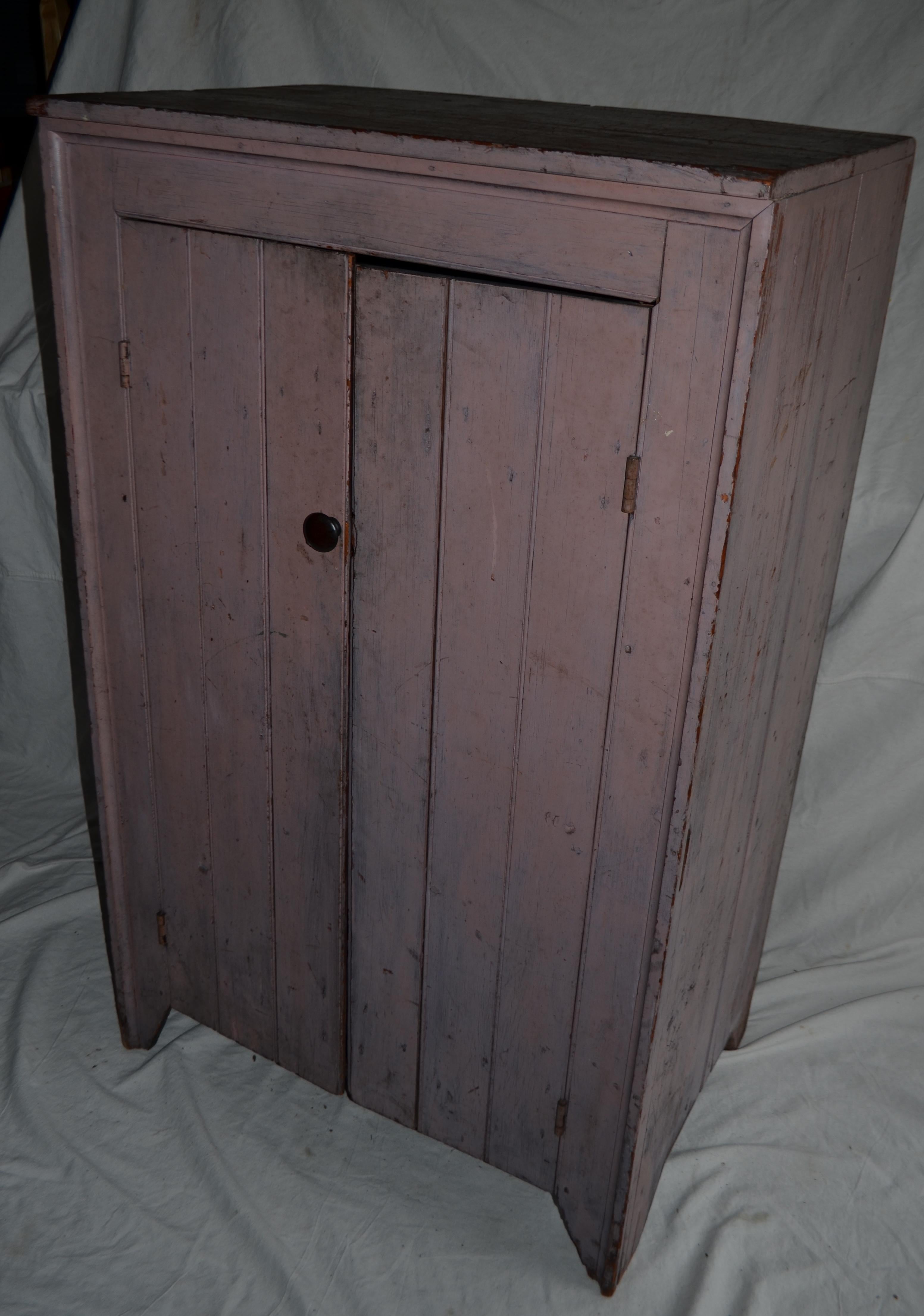 Early 1800s Cupboard for Parlor, Kitchen, Pantry with Lockbox Inside In Good Condition In Madison, WI