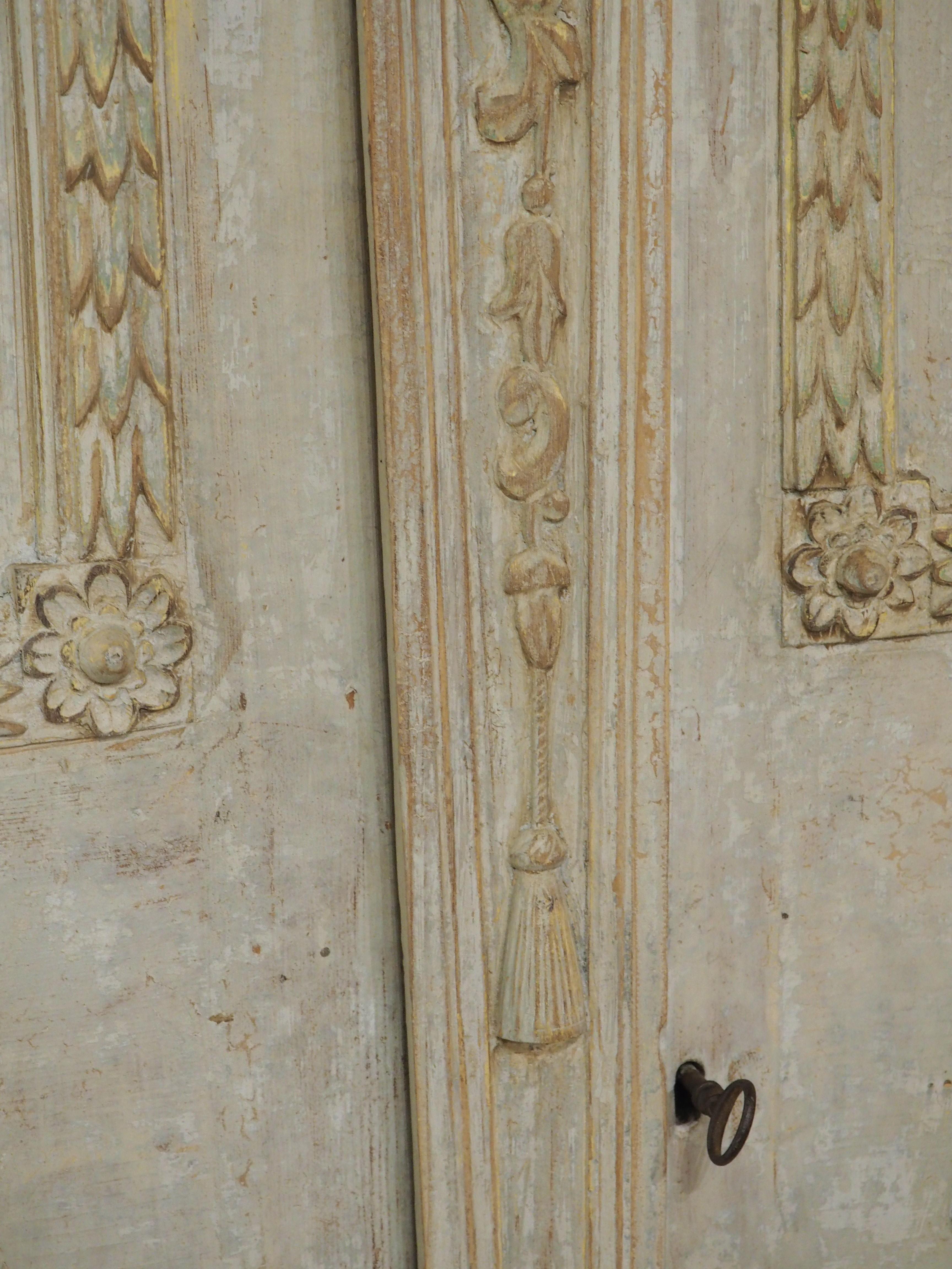 Early 1800s Northern European Baroque Style Armoire in Painted Pine 5