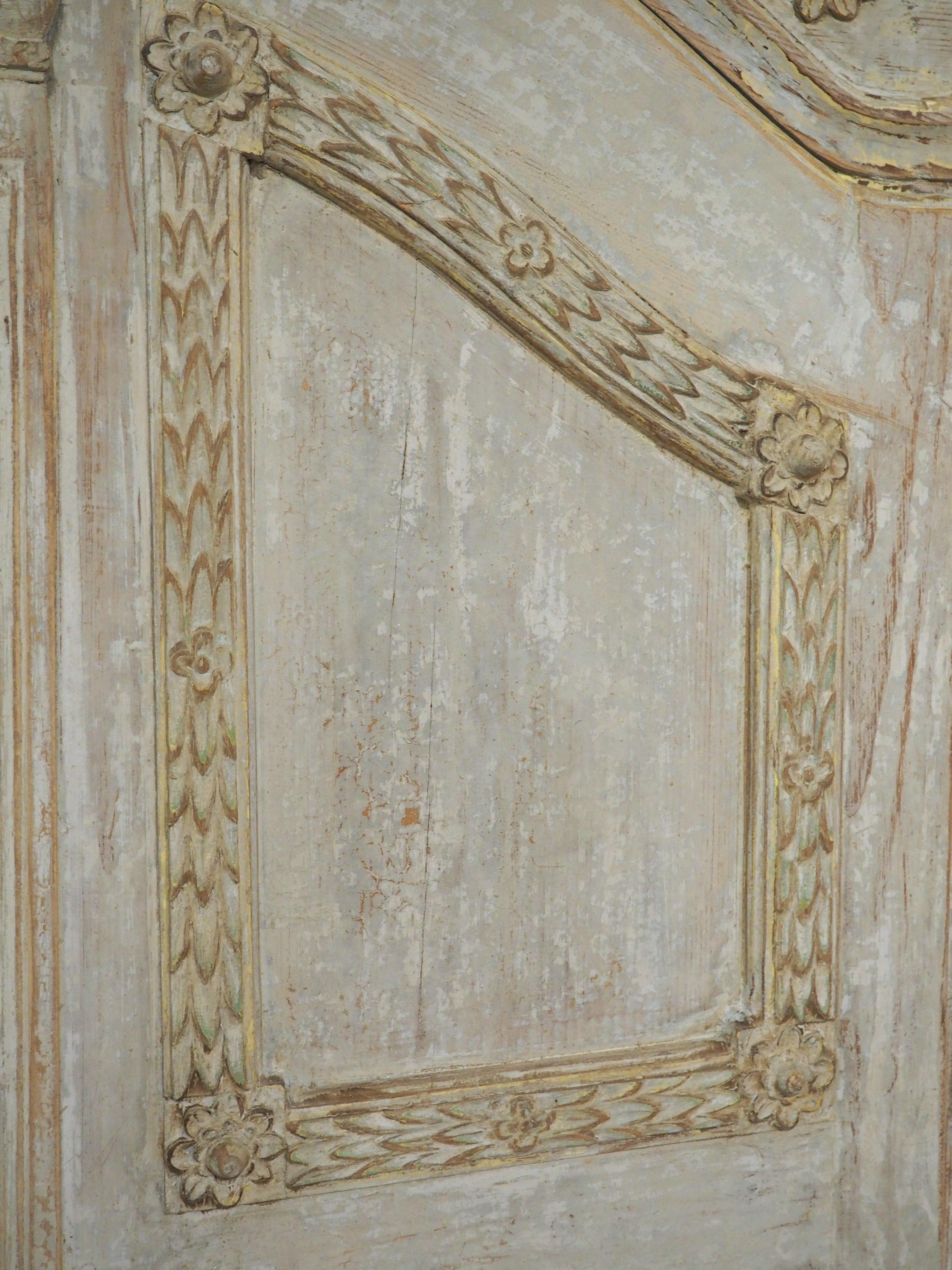 Early 1800s Northern European Baroque Style Armoire in Painted Pine 10