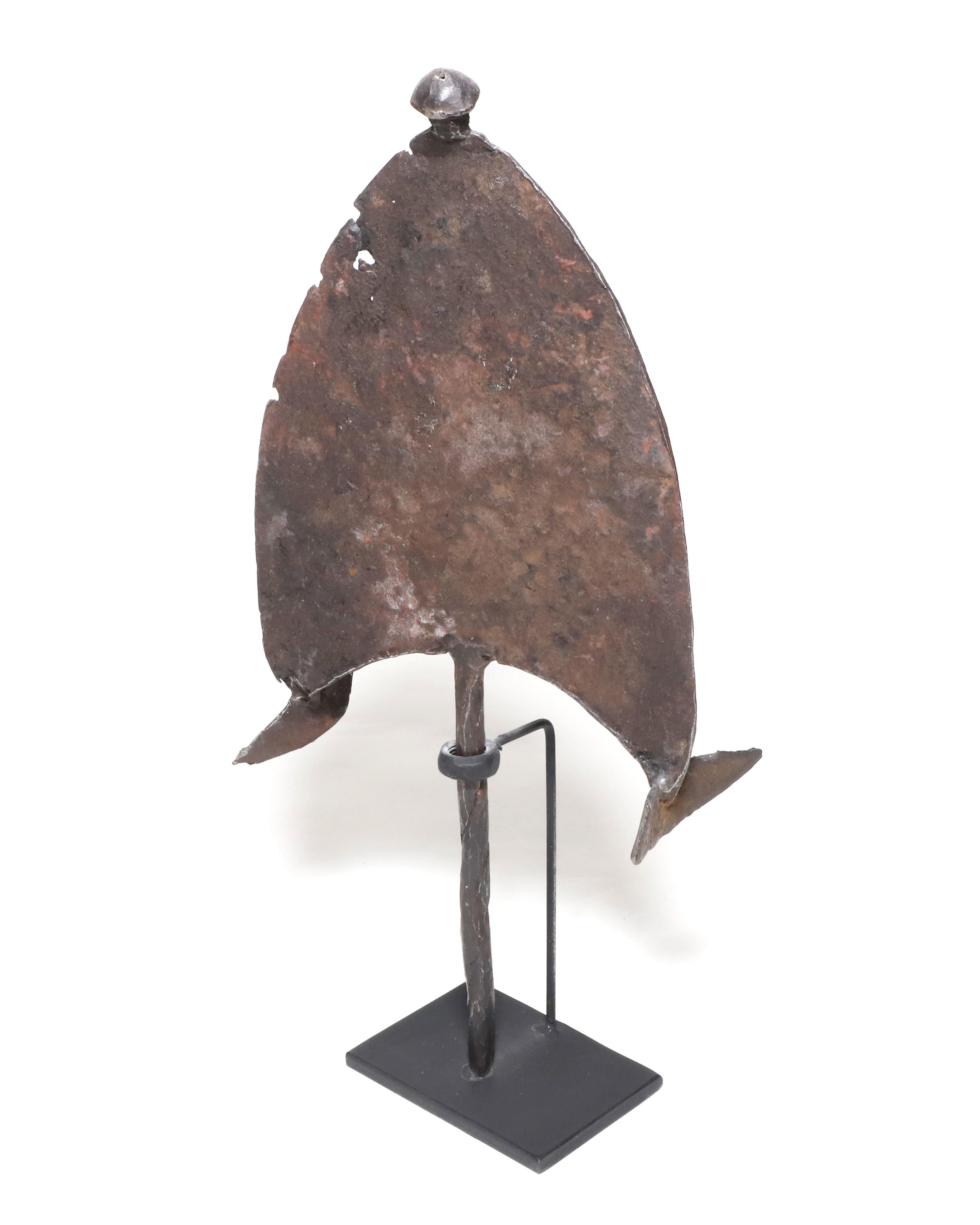 Rare Mbili currency used in the Ngbaka, Lobala and Bangala tribes in Congo. Circa Early 1800s, this spear point form is made in iron. It was used as a marriage contract payment. The thin folded wings on each side of the spear attest to the excellent