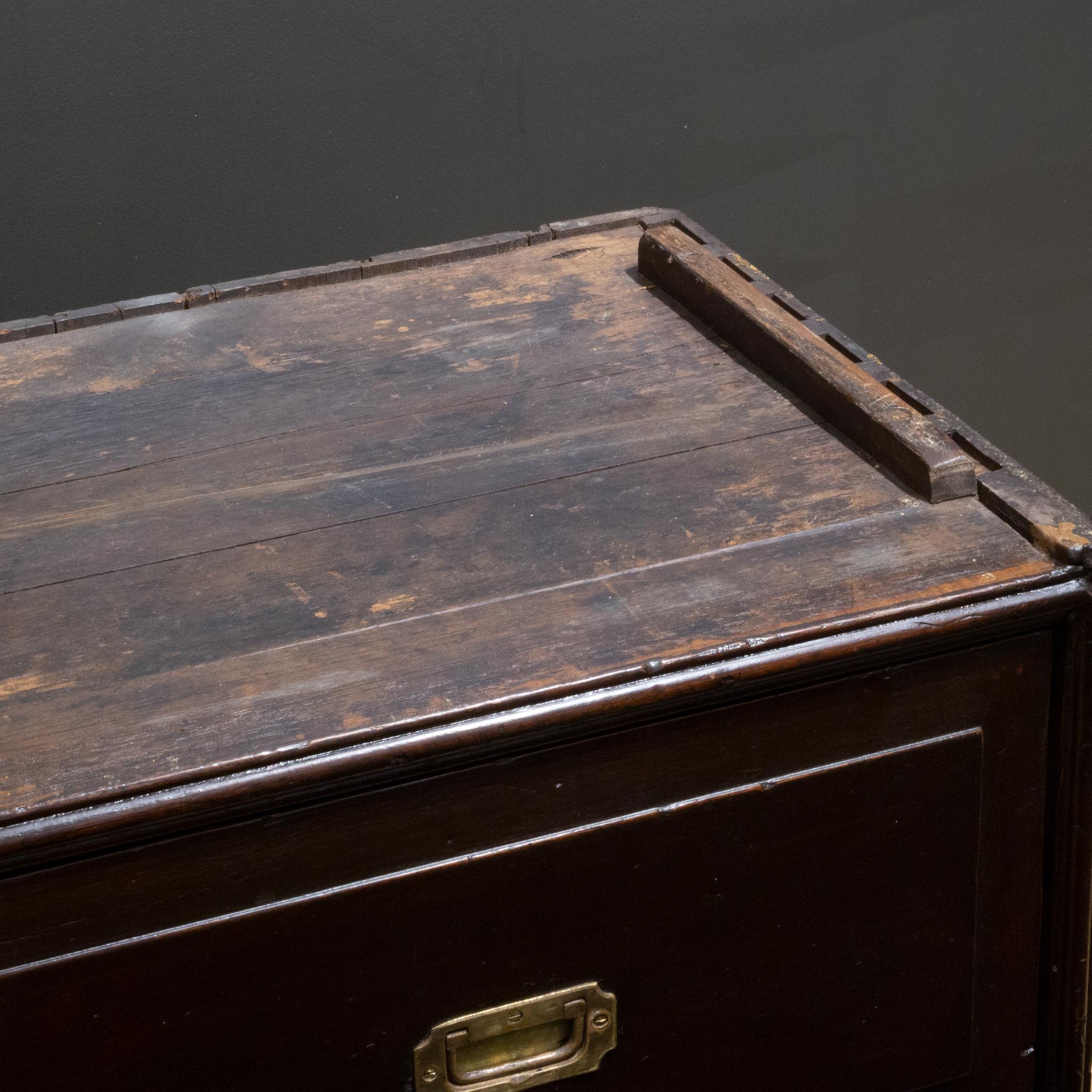 Early 18th c. Anglo/Indian Rosewood Campaign Chest, c.pre-1730 5