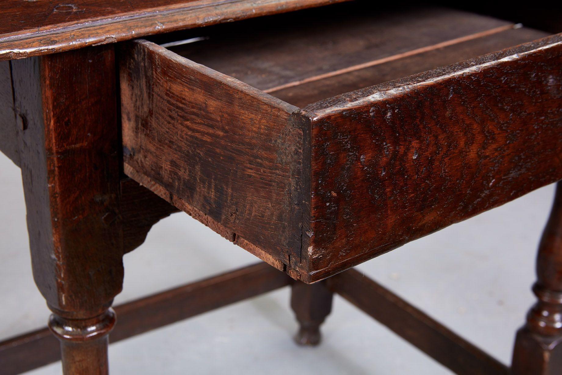Early 18th c. English Oak Table For Sale 9