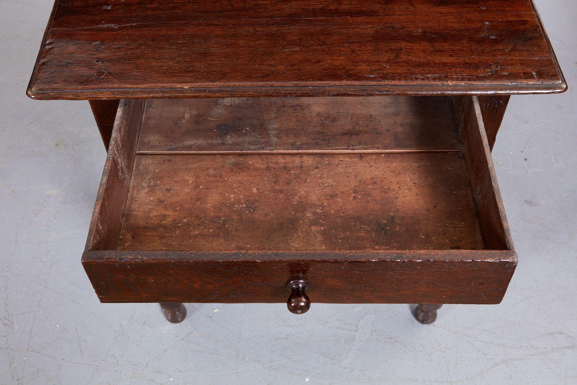 Early 18th c. English Oak Table For Sale 10