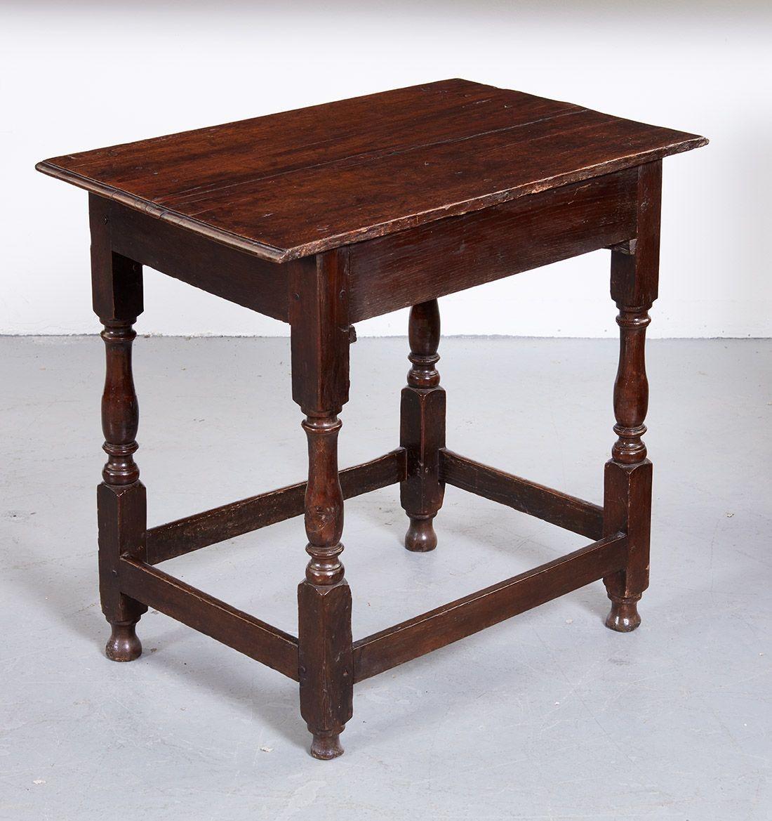 Early 18th c. English Oak Table For Sale 3