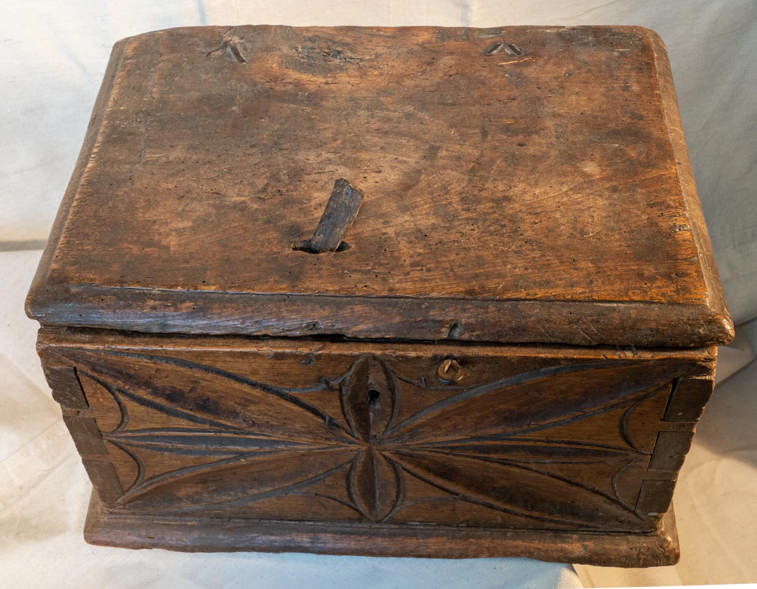 Hand-Carved Early 18th Century Italian Carved and Dovetailed Walnut Alms Box For Sale