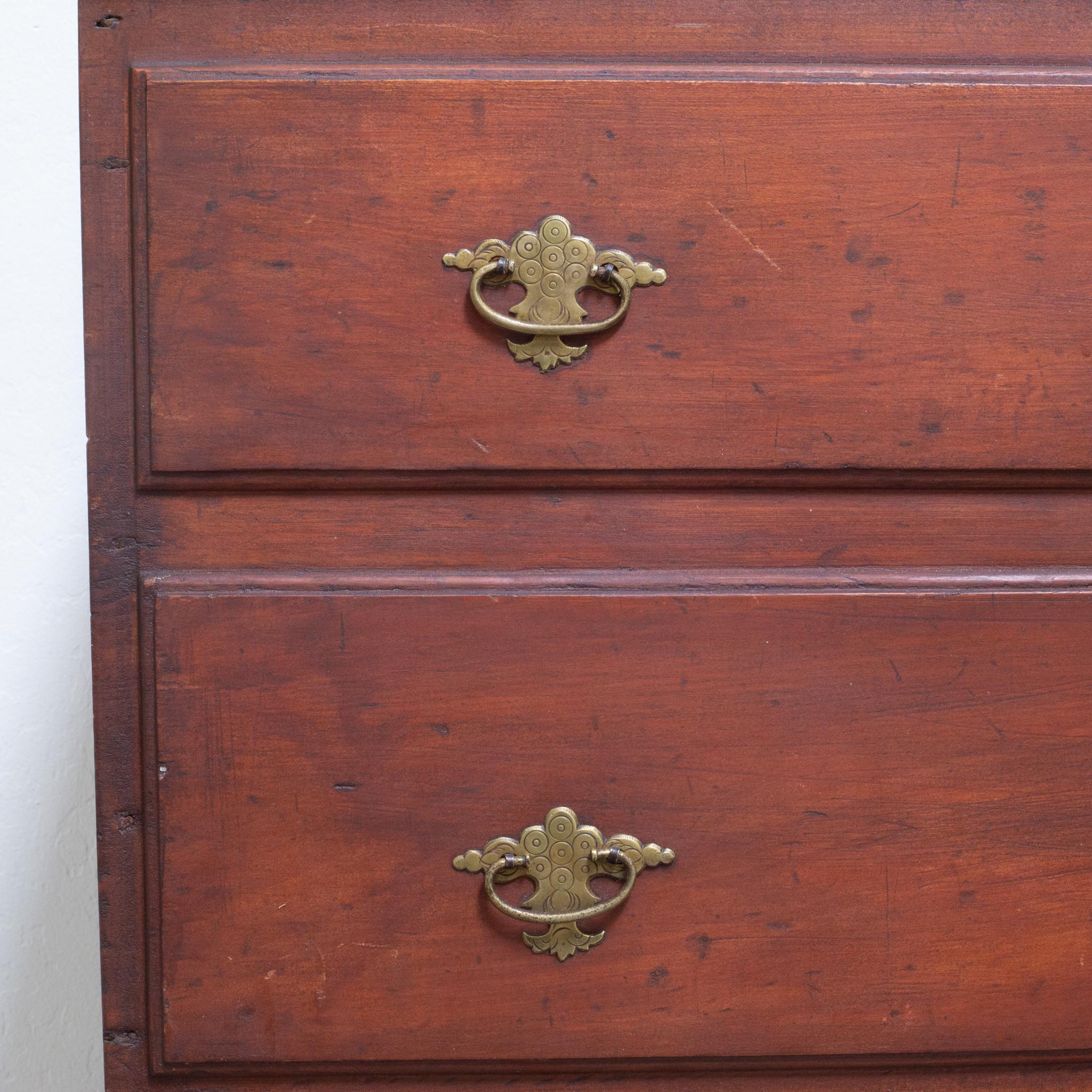 Early 18th C New England Blanket Chest, c. 1740 For Sale 3