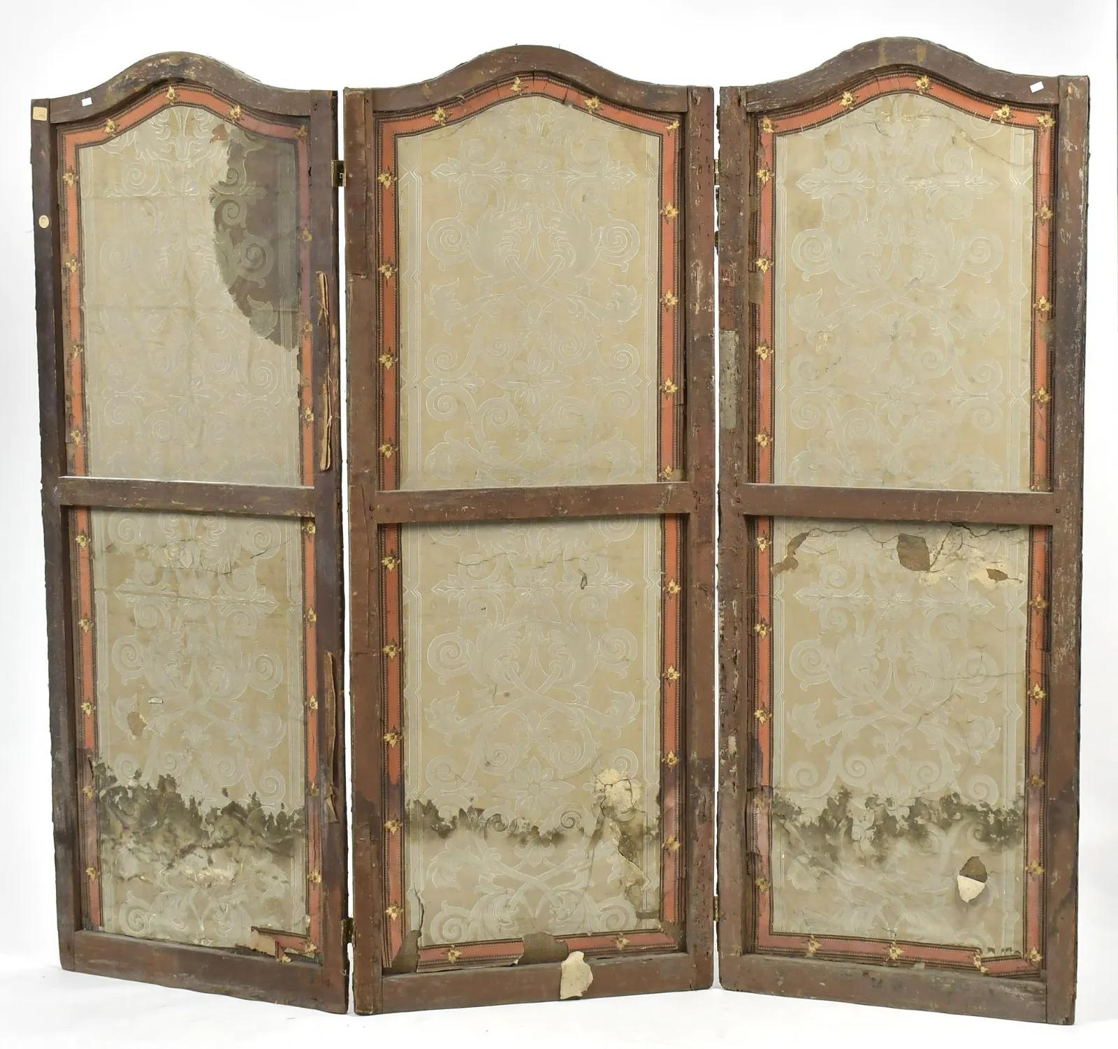 Early 18th Century 3-Panel Folding Screen, French For Sale 4