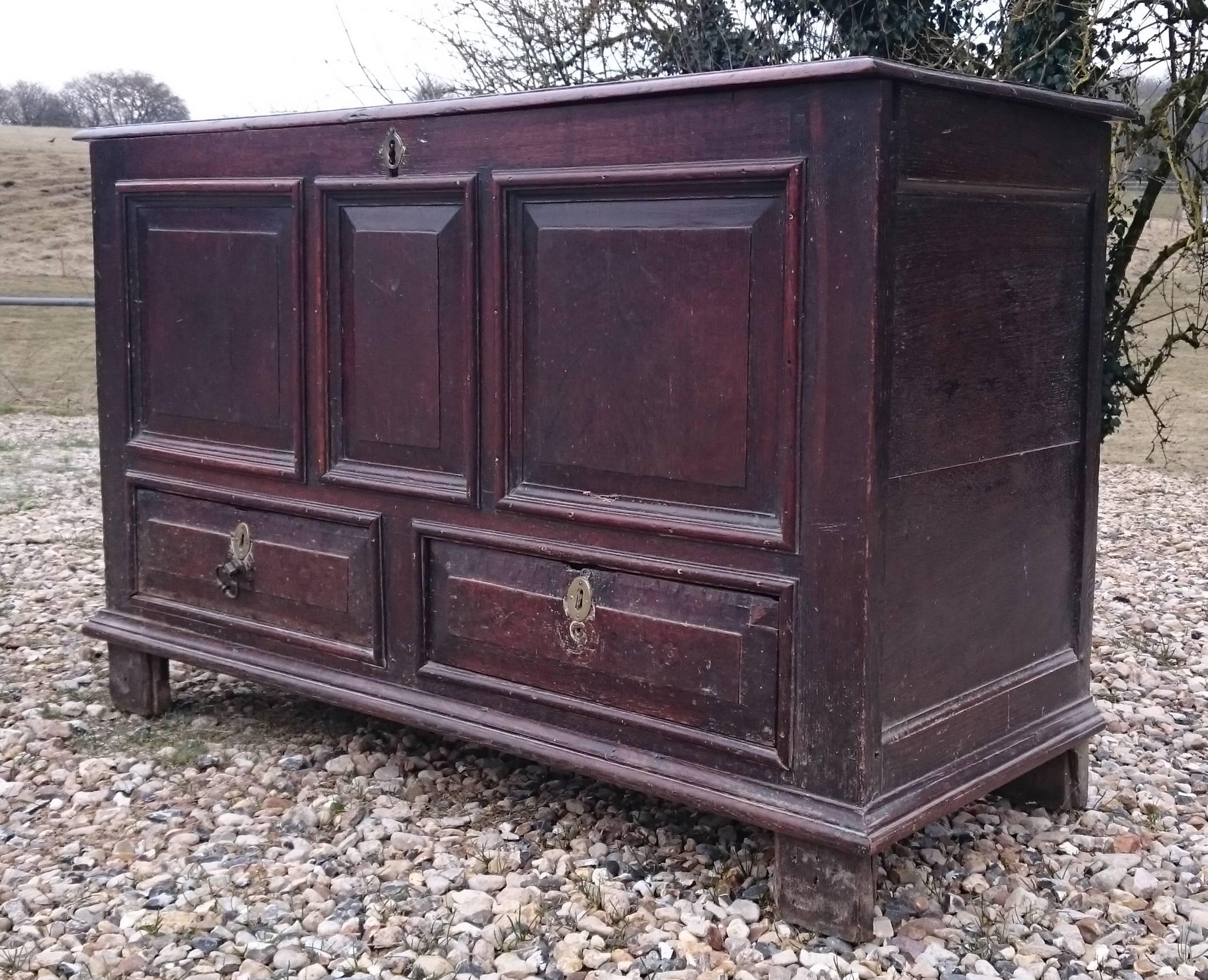 Country Early 18th Century Antique Mule Chest For Sale