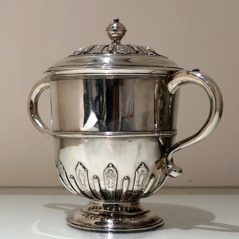 Early 18th Century Antique Queen Anne Britannia Silver Cup & Cover, London, 1705 For Sale 1