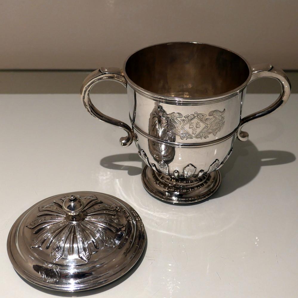 Early 18th Century Antique Queen Anne Britannia Silver Cup & Cover, London, 1705 For Sale 5