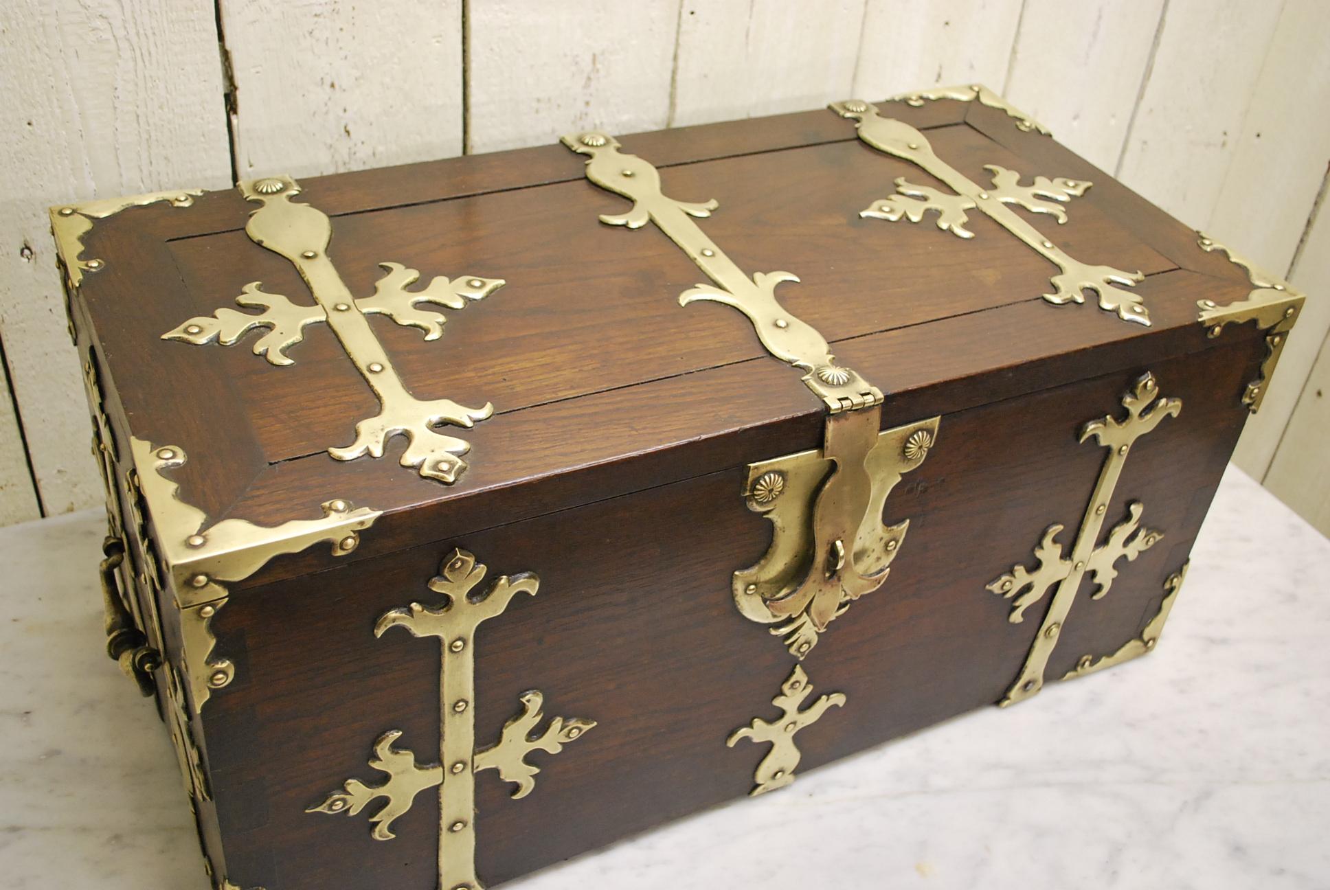 Early 18th Century Antique Spanish Strong Box or Treasure Chest For Sale 3