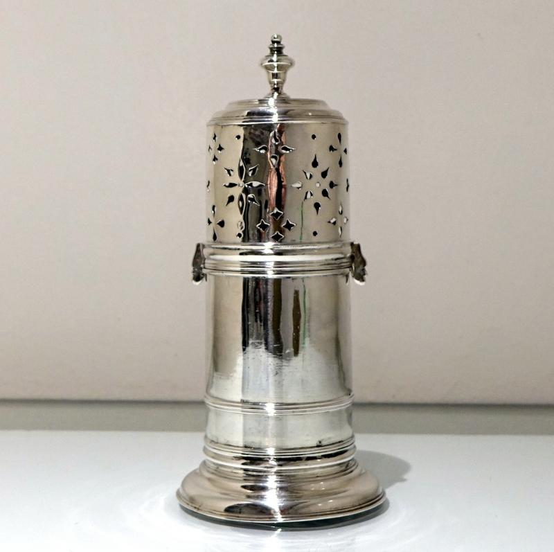 British Early 18th Century Antique William III Britannia Silver Sugar Caster London 1701