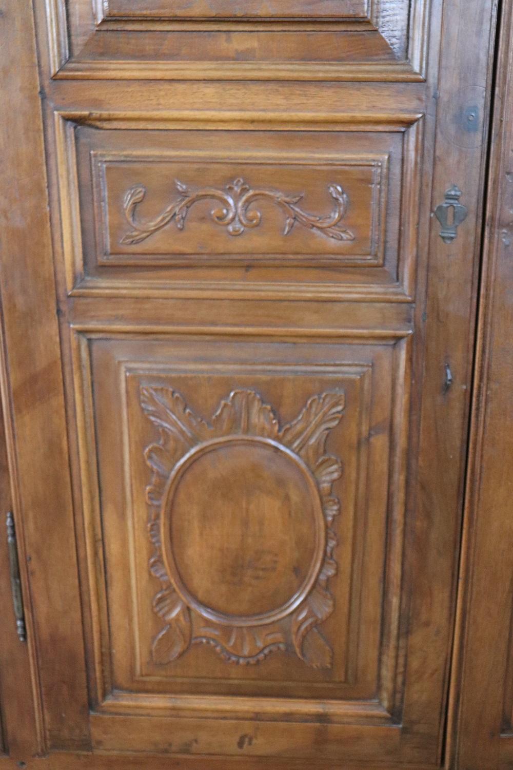 Early 18th Century Baroque Carved Walnut Antique Wardrobe, Cabinet with Secrets 1