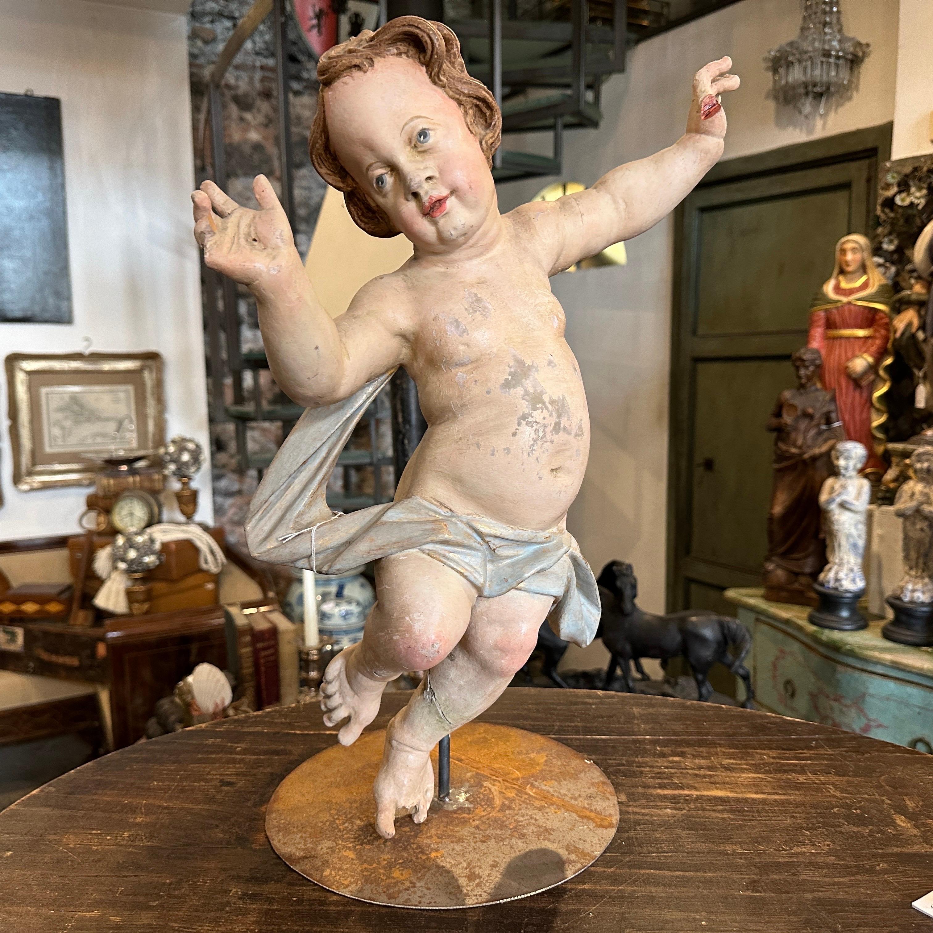 Early 18th Century Baroque Italian Sculpture of an Angel For Sale 9