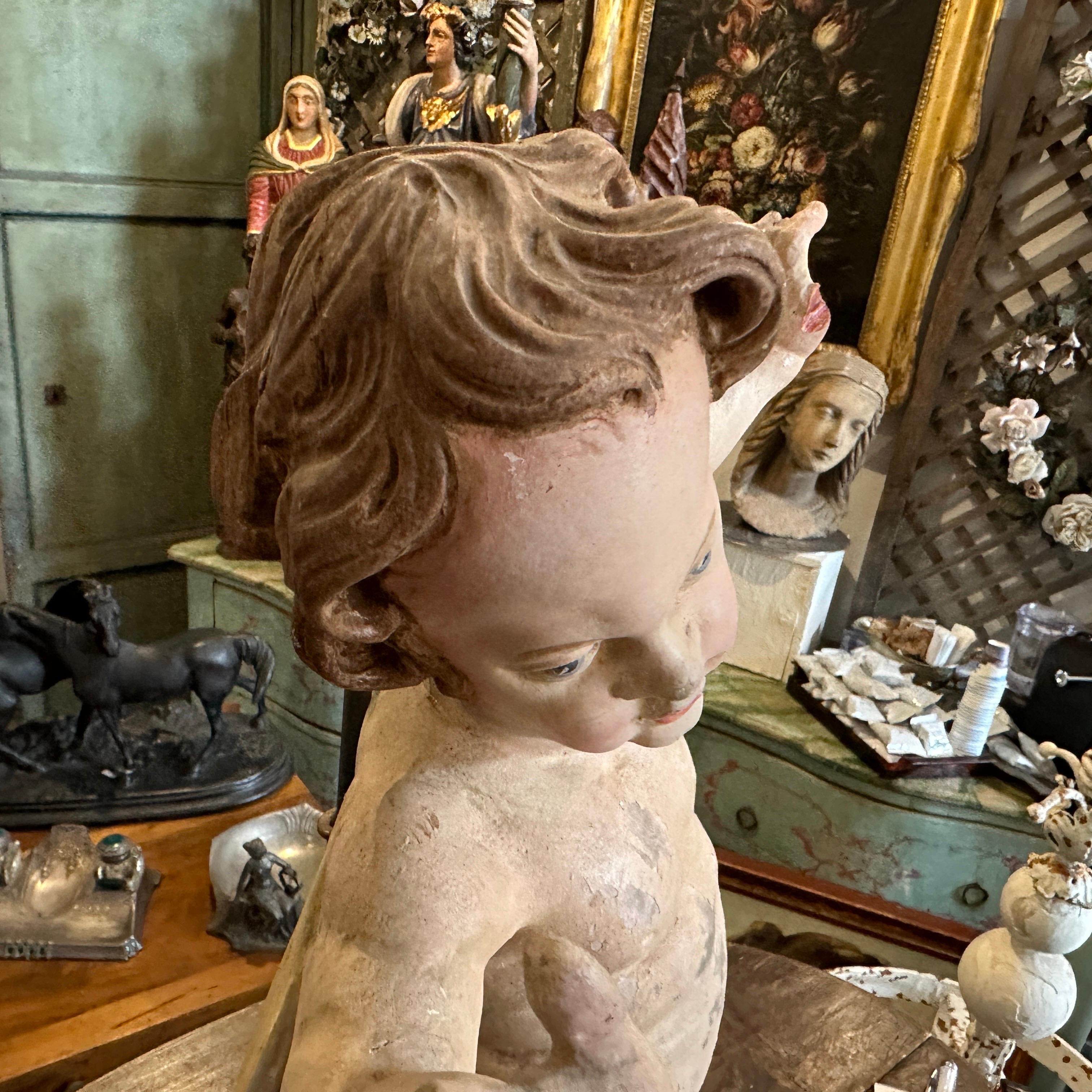 Early 18th Century Baroque Italian Sculpture of an Angel For Sale 1