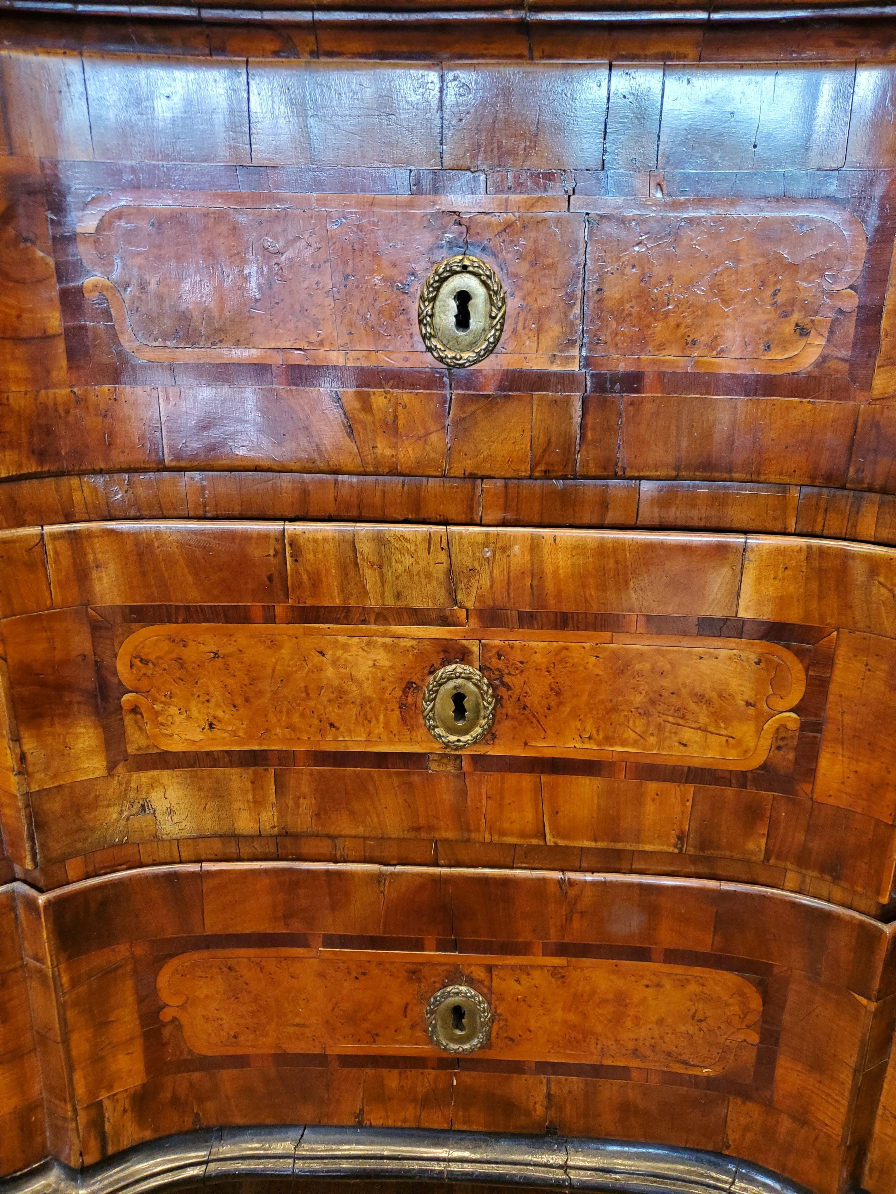 Early 18th Century Bavarian Bureau Cabinet 2