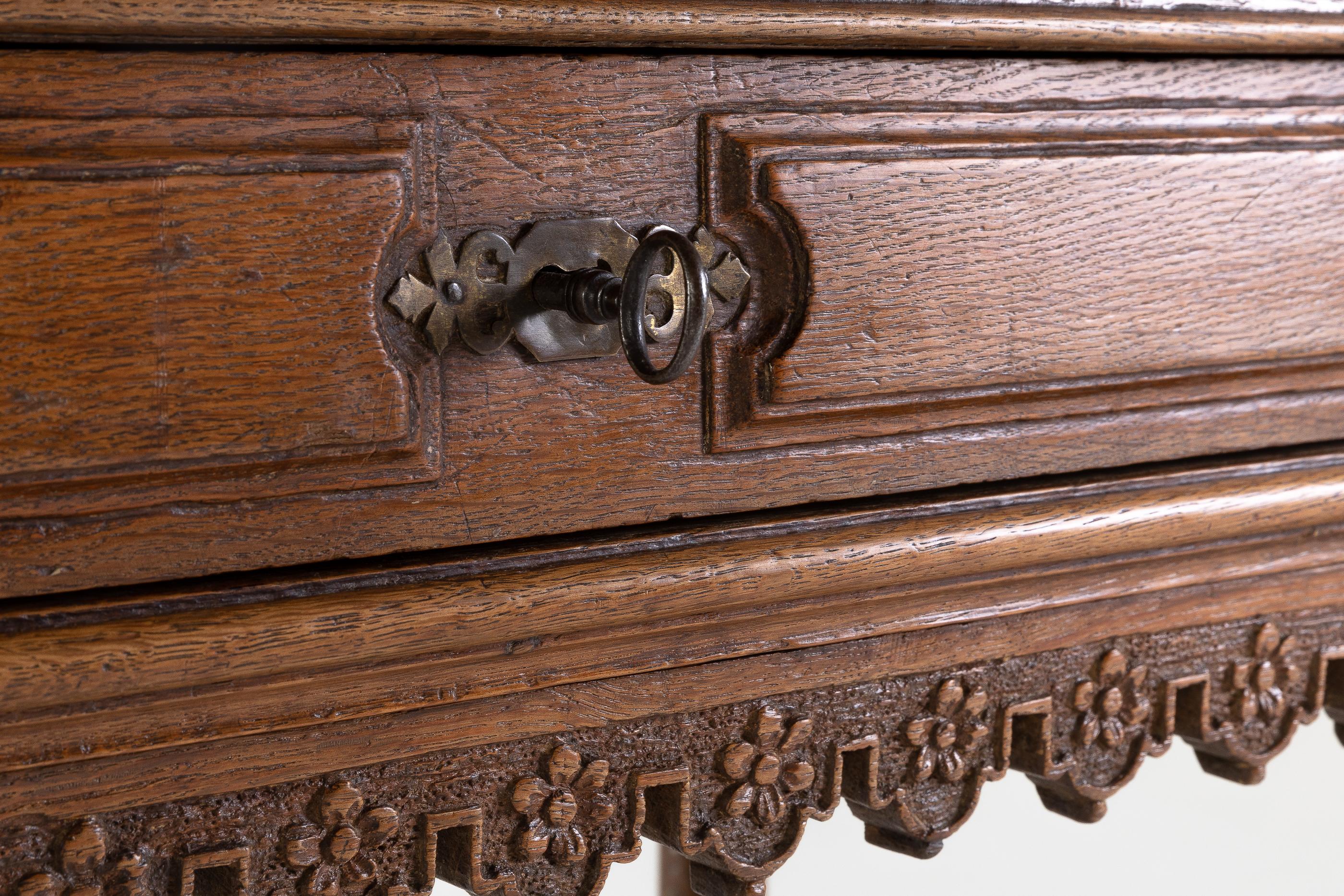 Early 18th Century Belgian Oak Side Table with Marble Top For Sale 2