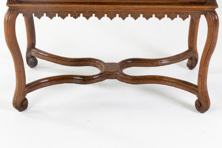 Early 18th Century Belgian Oak Side Table with Marble Top For Sale at ...