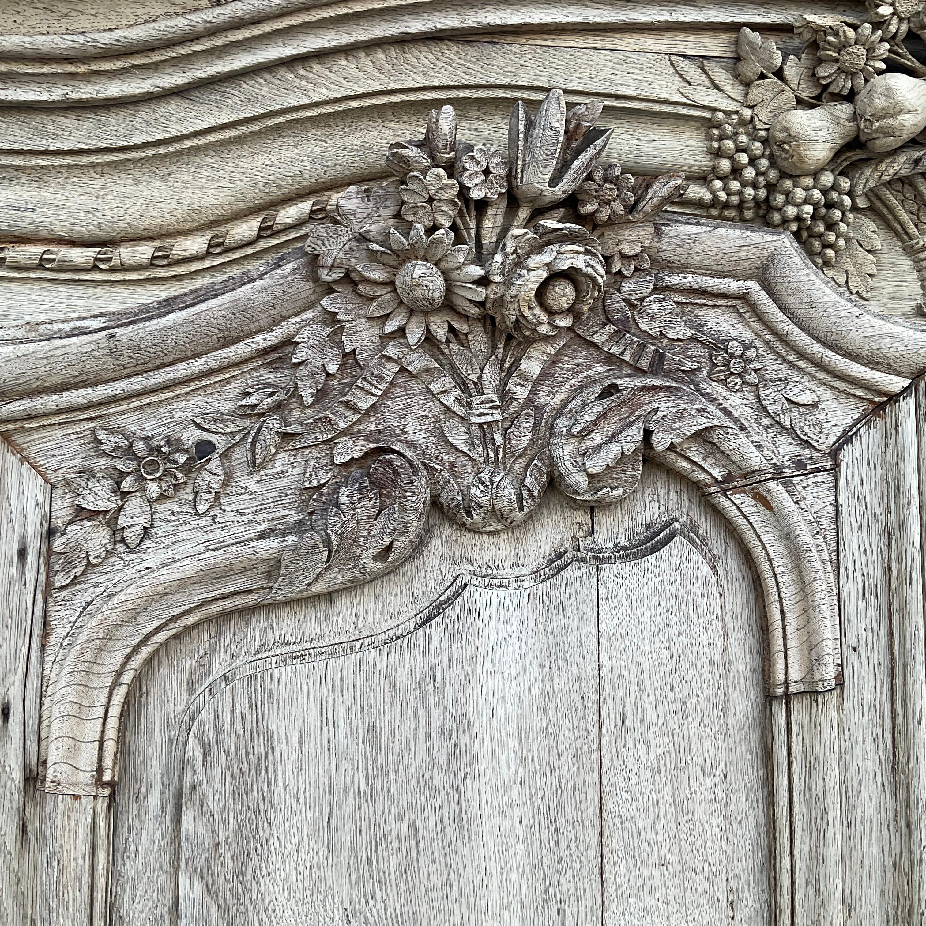 Early 18th Century Bleached Oak Wedding Armoire from France 3