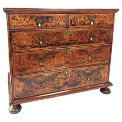 Early 18th Century Burr Walnut Chest of Drawers