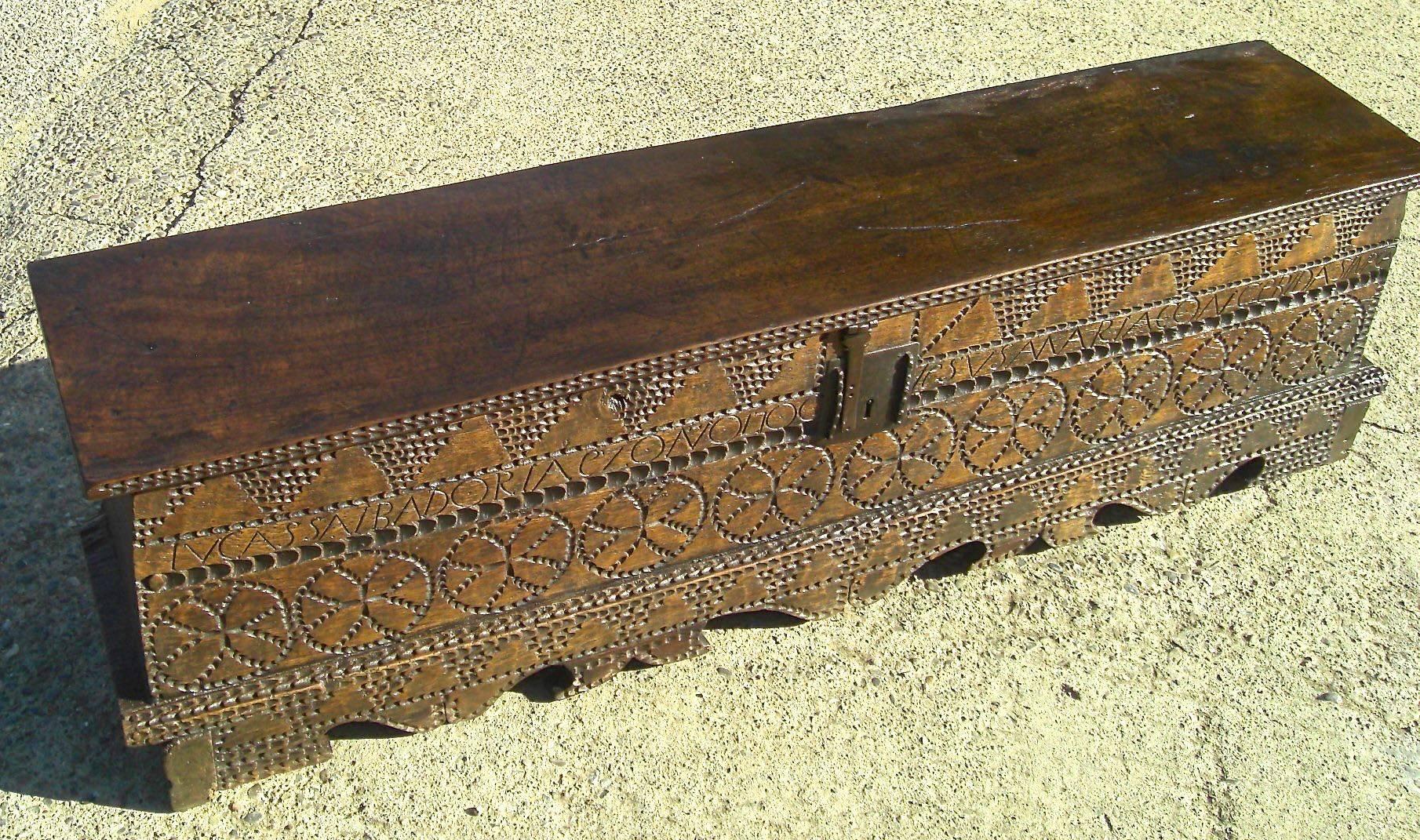 Early 18th Century Carved Oak and Elm Spanish Blanket Chest 2
