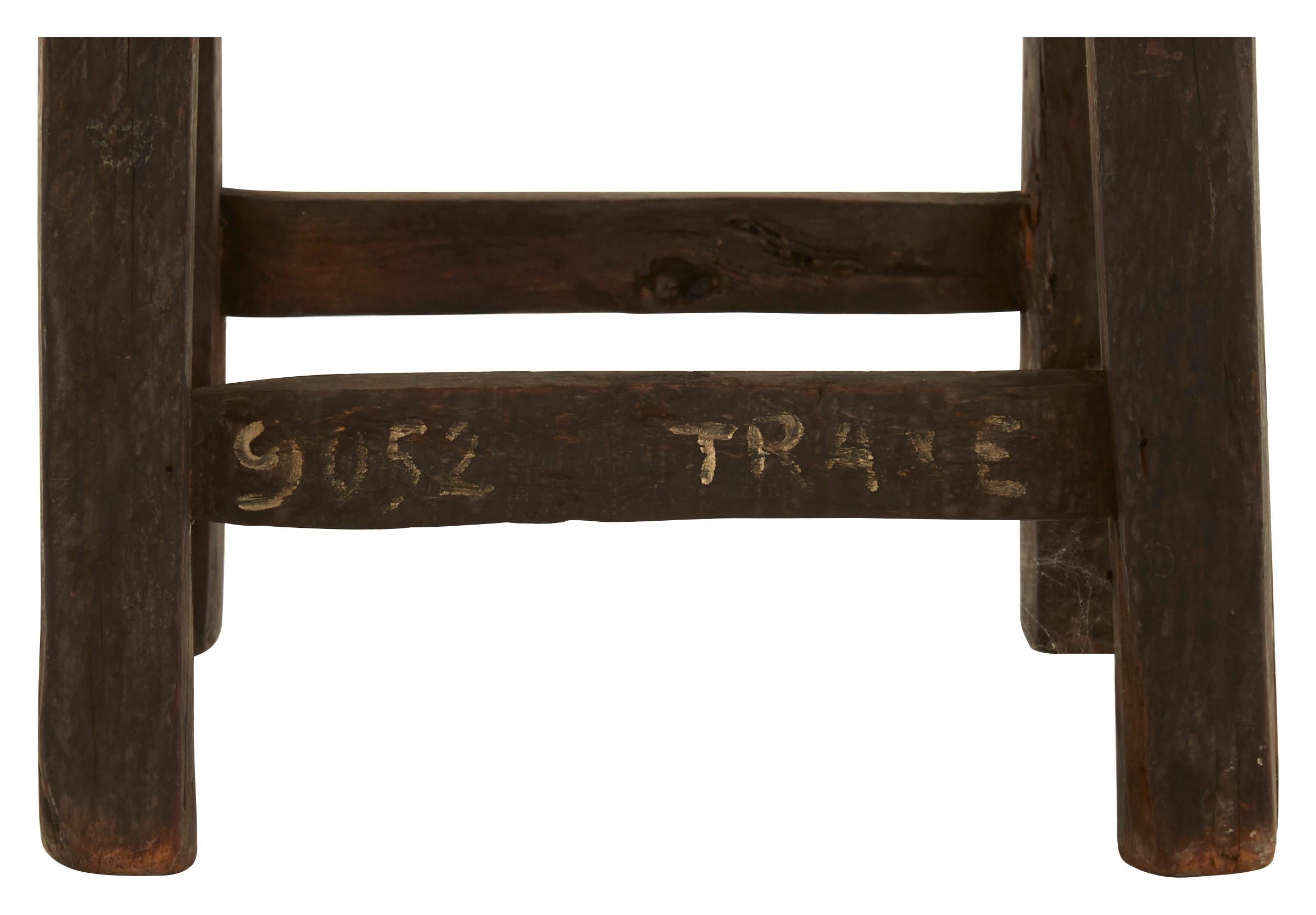 Early 18th Century Carved Oak Children's Chair In Good Condition In Chicago, IL