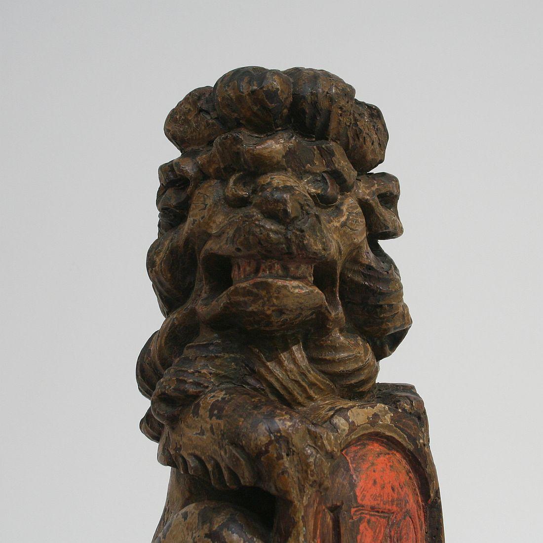 Early 18th Century Carved Wooden Lion 2